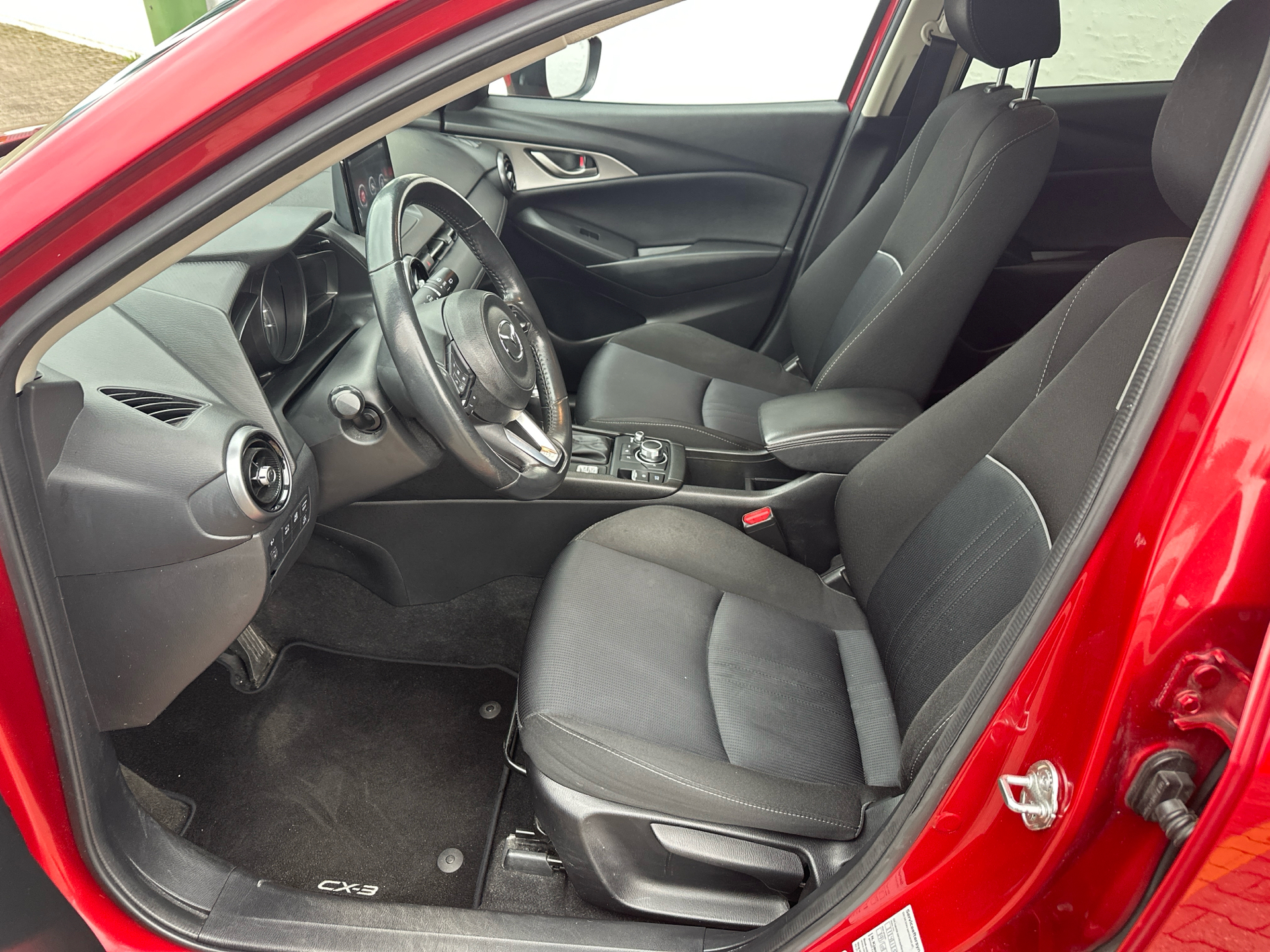 Billede af Mazda CX-3 2,0 Skyactiv-G Vision 121HK 5d 6g Aut.