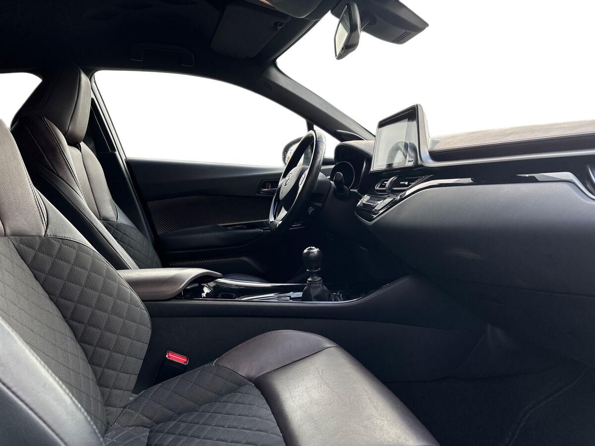 Billede af Toyota C-HR 1,2 T C-HIC Sound 116HK 5d 6g
