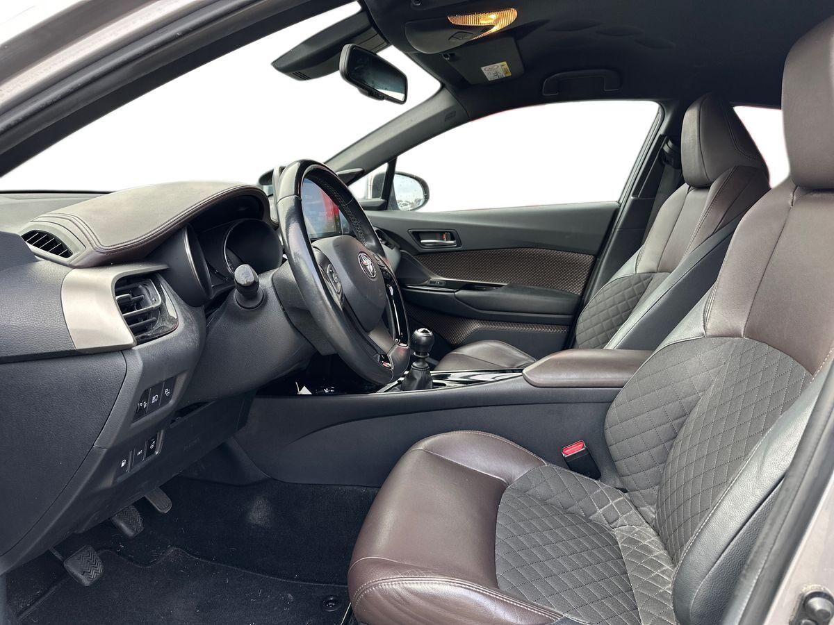 Billede af Toyota C-HR 1,2 T C-HIC Sound 116HK 5d 6g