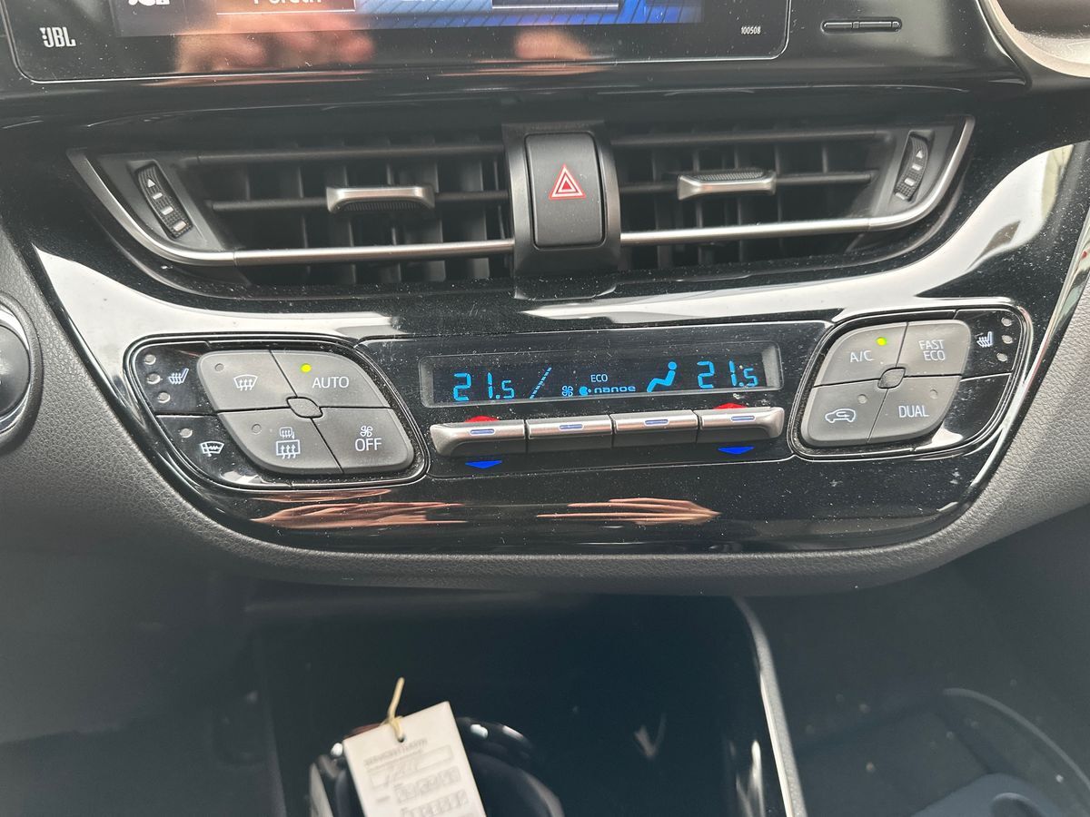 Billede af Toyota C-HR 1,2 T C-HIC Sound 116HK 5d 6g