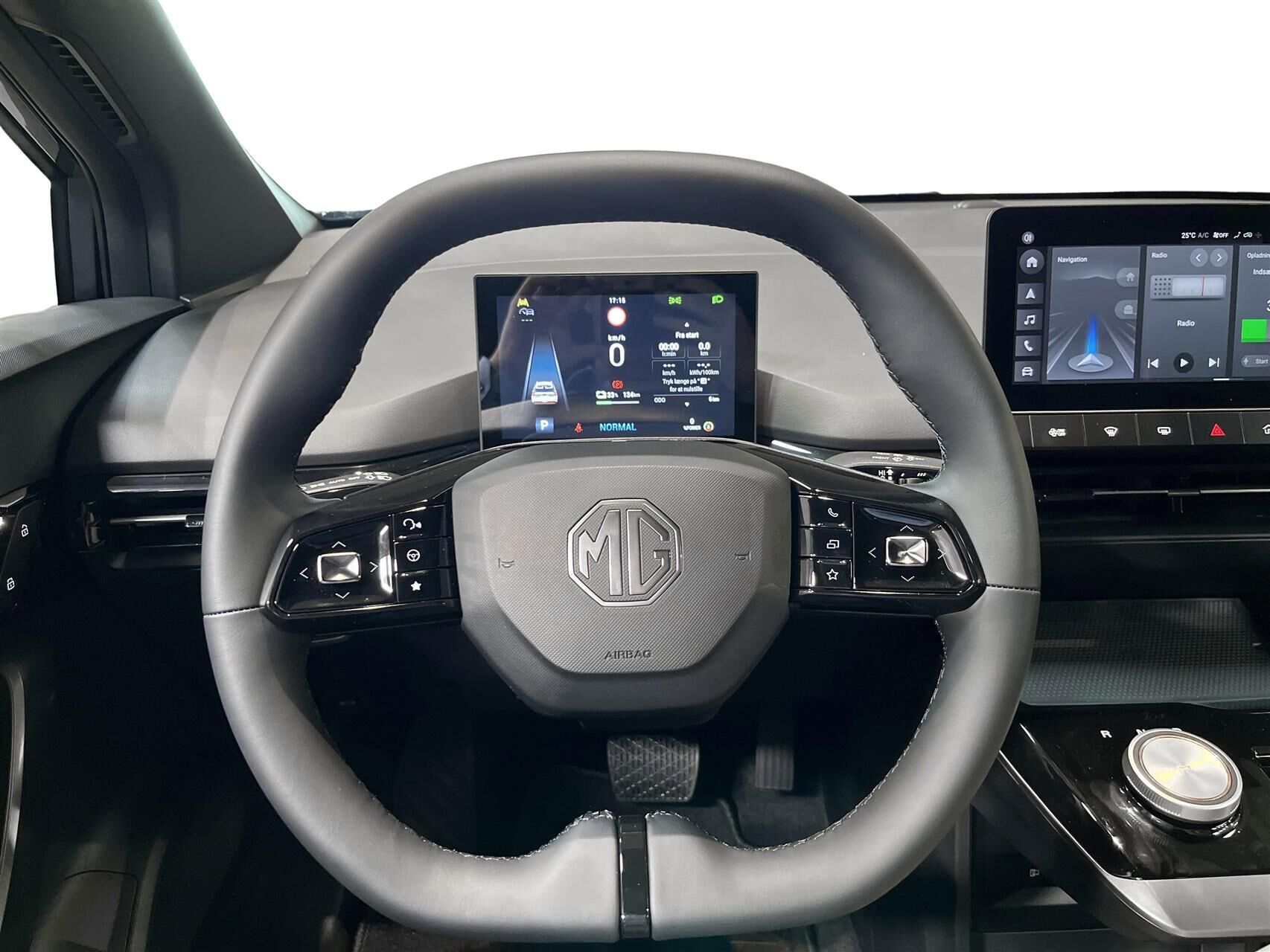 Billede af MG MG4 Electric EL Luxury Long Range 204HK 5d Aut.