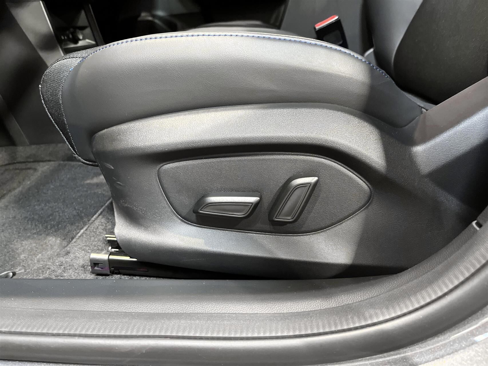 Billede af MG MG4 Electric EL Luxury Long Range 204HK 5d Aut.