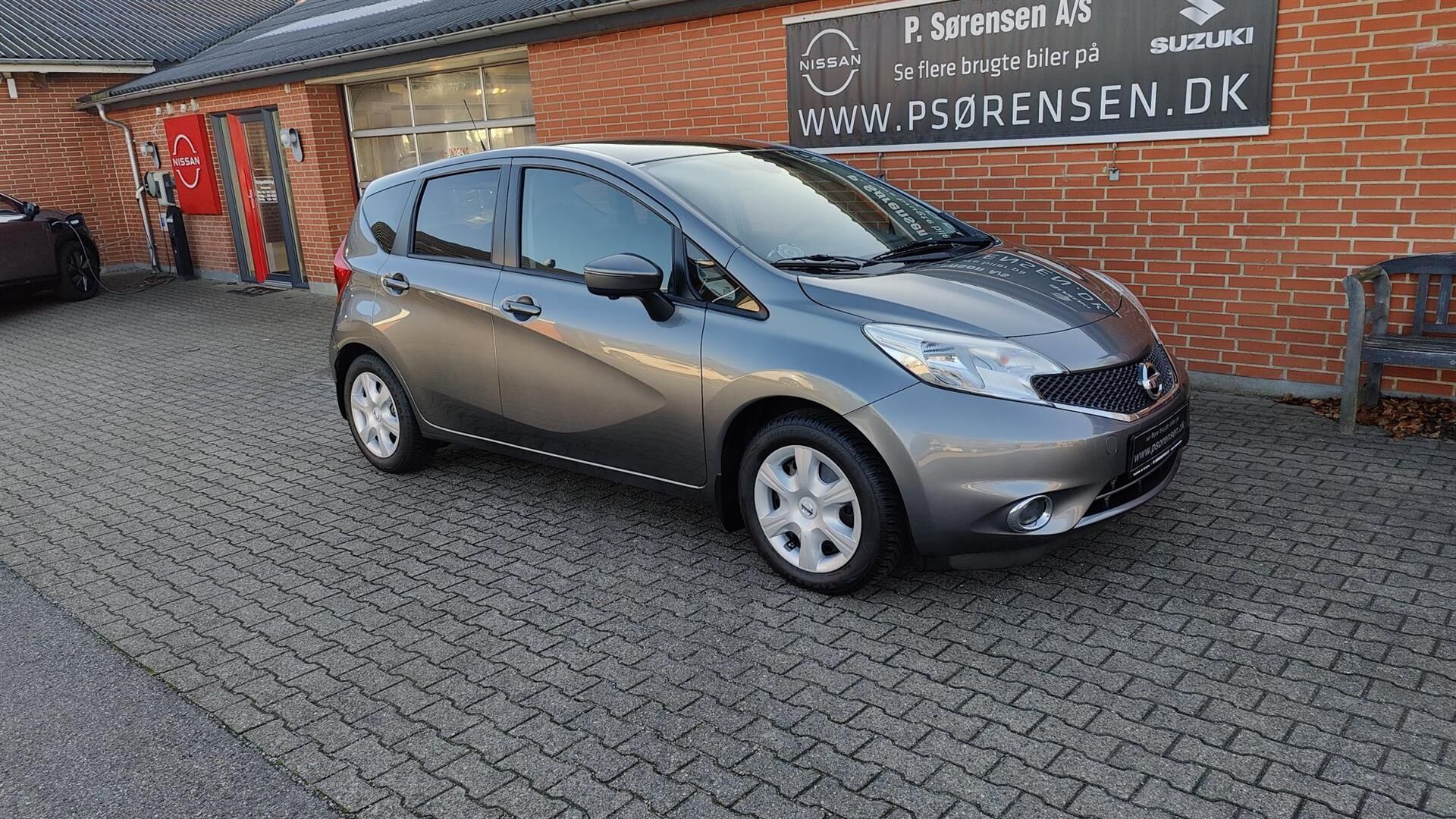 Billede af Nissan Note 1,2 Acenta Plus Tech Pack 80HK 5d