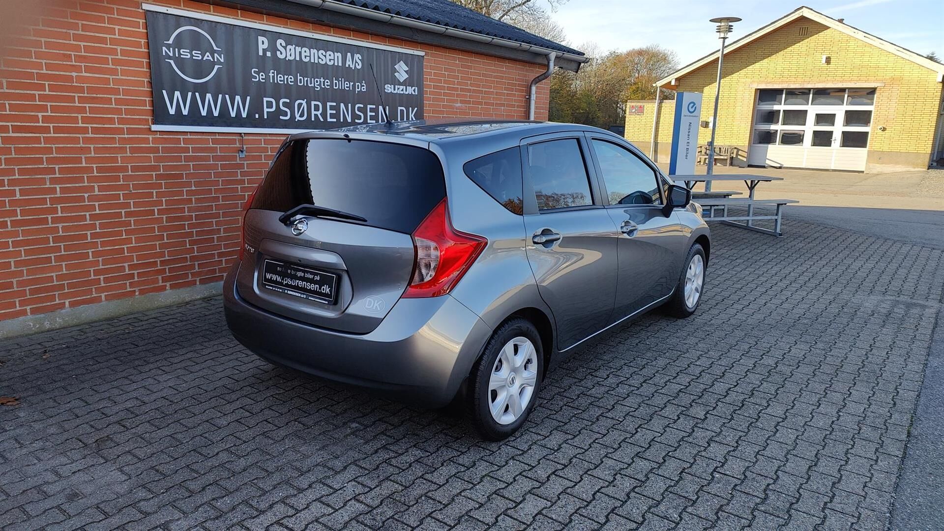 Billede af Nissan Note 1,2 Acenta Plus Tech Pack 80HK 5d