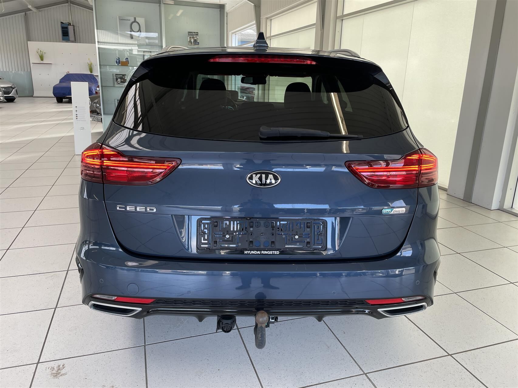 Billede af Kia Ceed SW 1,6 GDI PHEV  Plugin-hybrid Upgrade m/Plus DCT 141HK Stc 6g Aut.