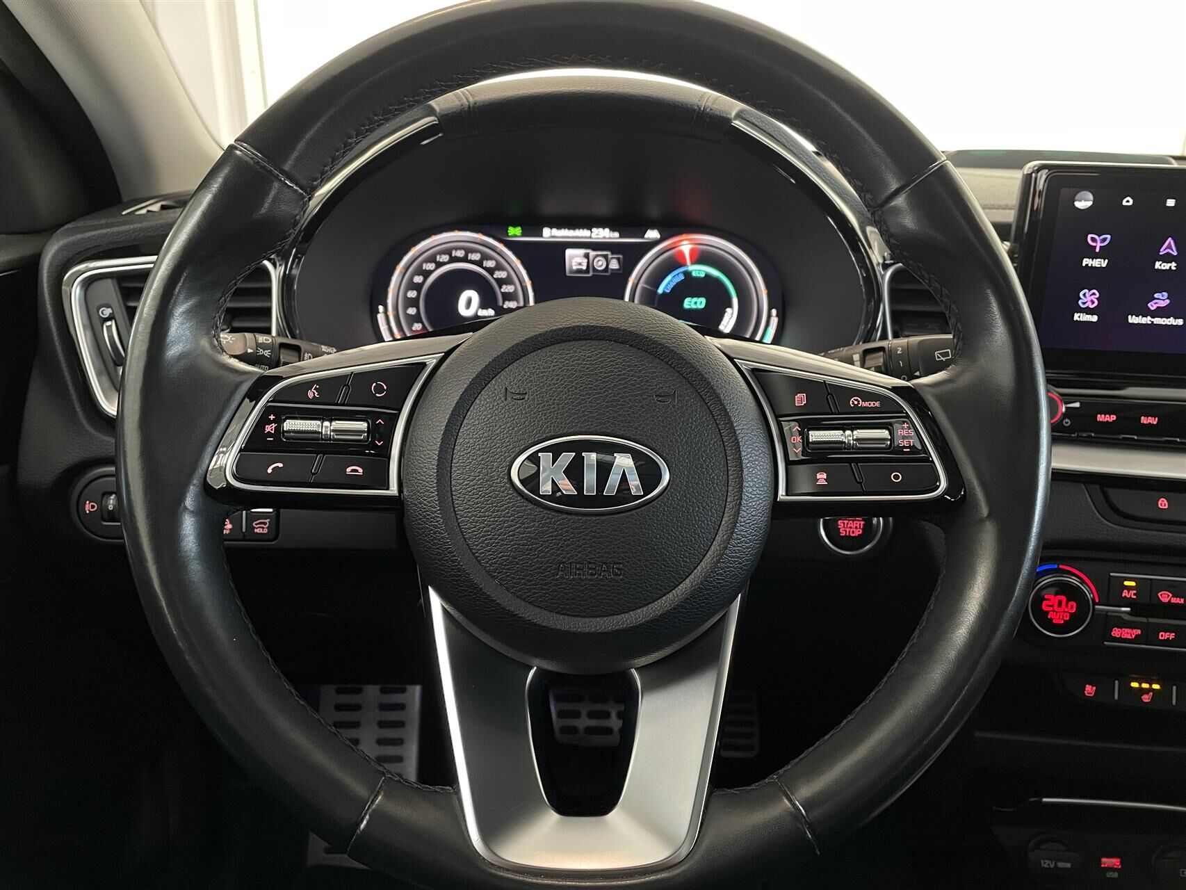 Billede af Kia Ceed SW 1,6 GDI PHEV  Plugin-hybrid Upgrade m/Plus DCT 141HK Stc 6g Aut.
