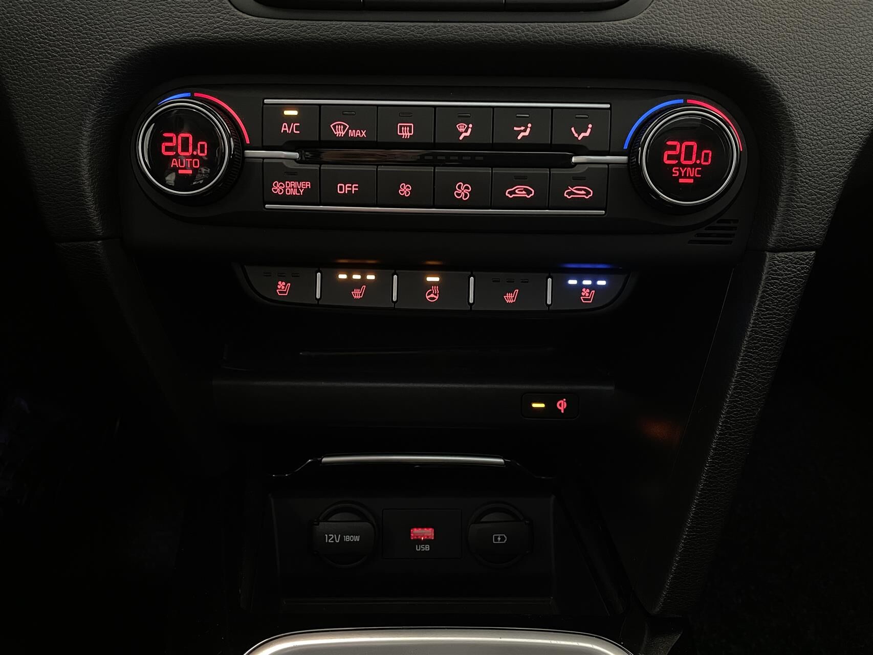 Billede af Kia Ceed SW 1,6 GDI PHEV  Plugin-hybrid Upgrade m/Plus DCT 141HK Stc 6g Aut.