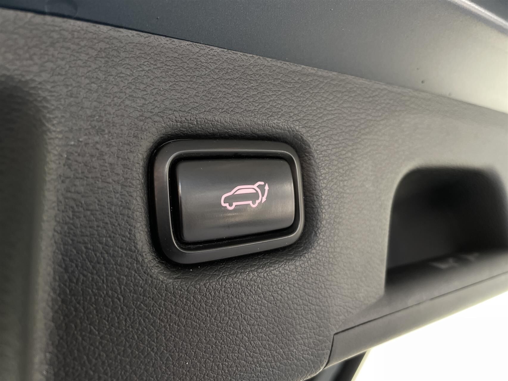 Billede af Kia Ceed SW 1,6 GDI PHEV  Plugin-hybrid Upgrade m/Plus DCT 141HK Stc 6g Aut.