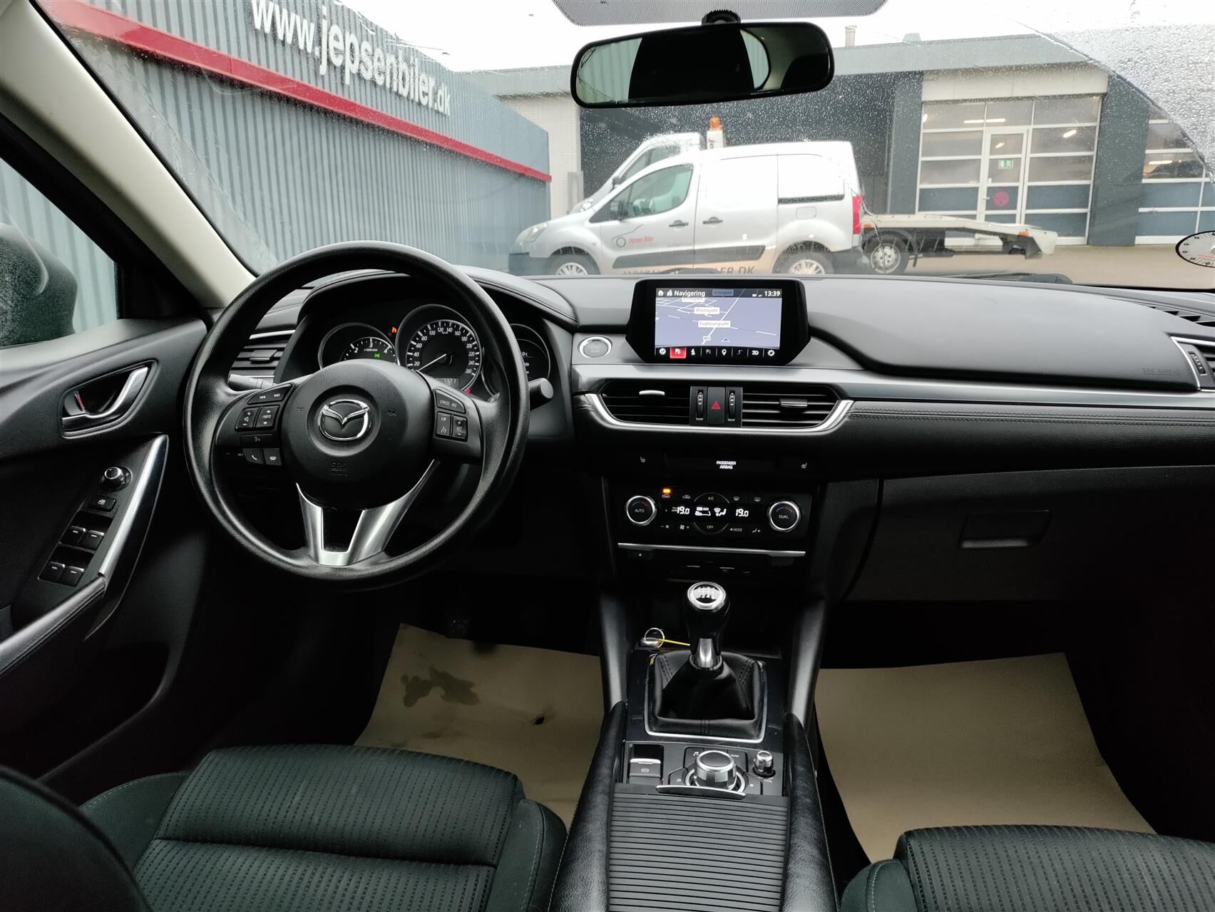 Billede af Mazda 6 2,2 Skyactiv-D Core Business 150HK Stc 6g