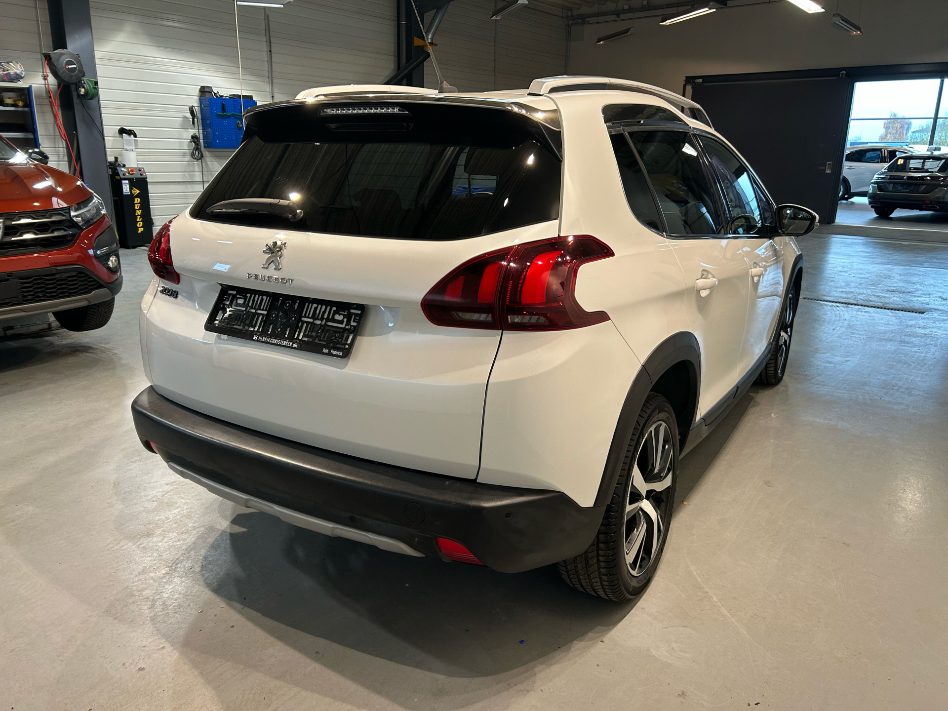 Billede af Peugeot 2008 1,6 BlueHDi Allure 120HK 6g