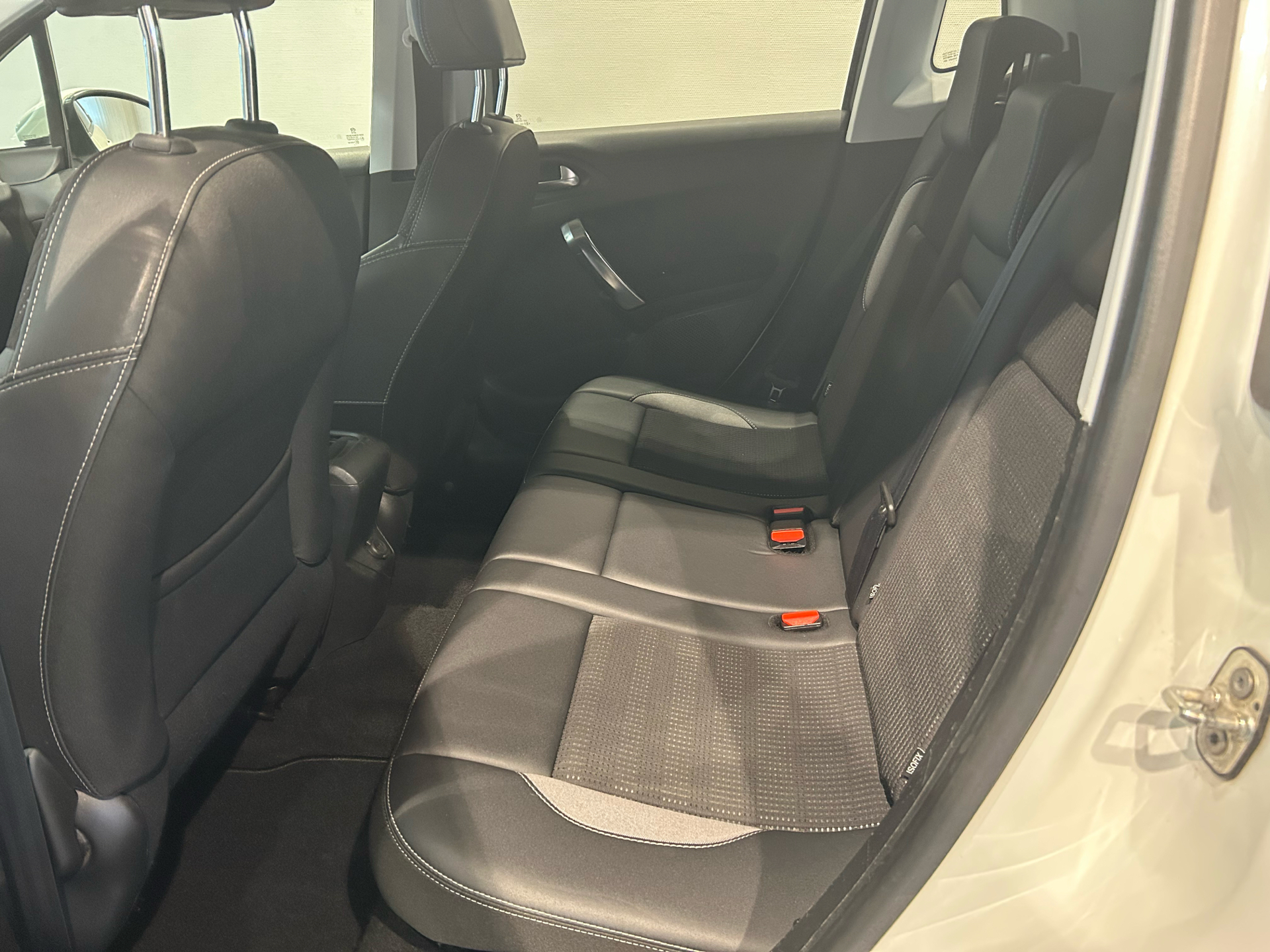 Billede af Peugeot 2008 1,6 BlueHDi Allure 120HK 6g