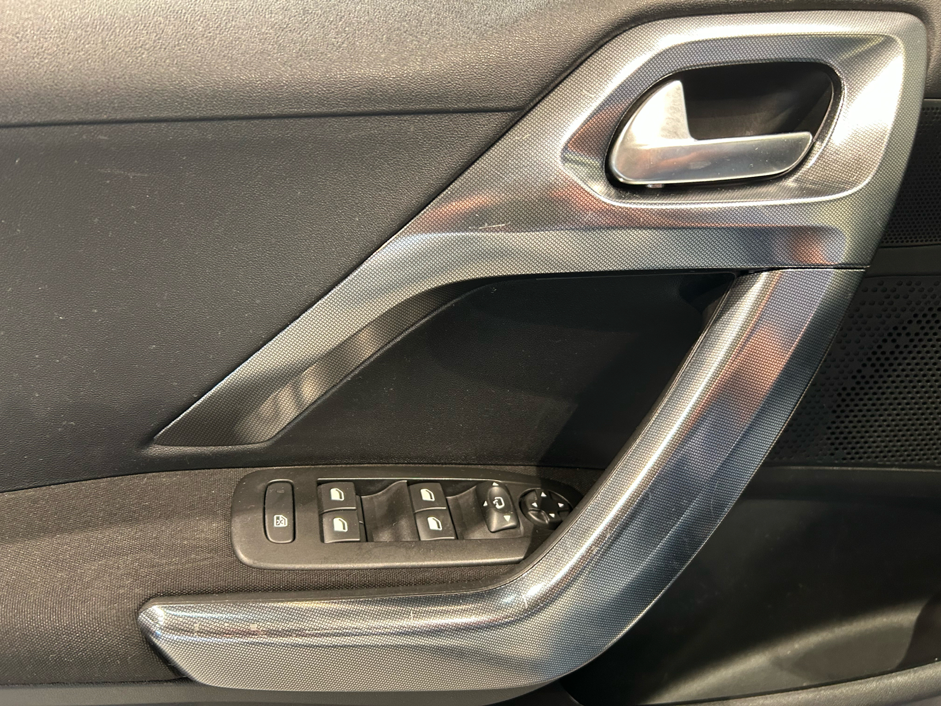 Billede af Peugeot 2008 1,6 BlueHDi Allure 120HK 6g