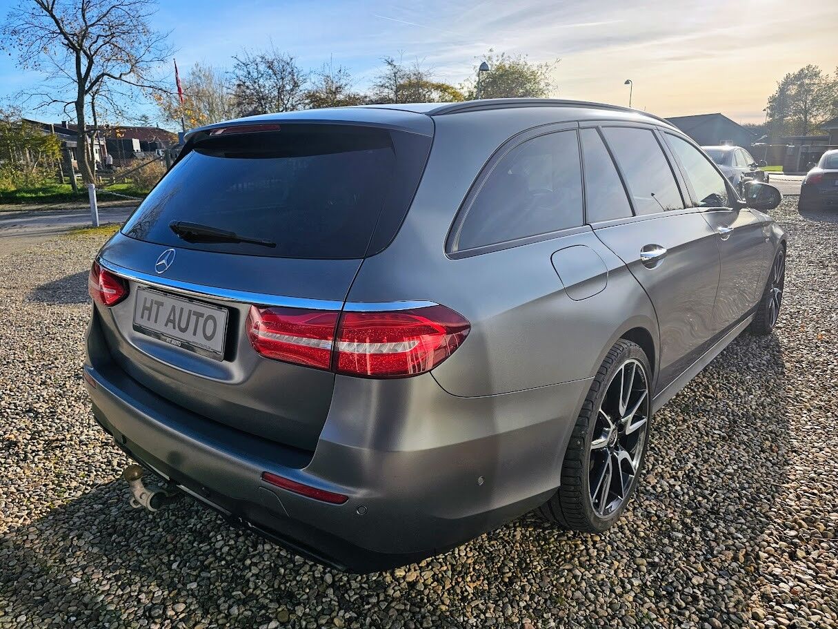 Billede af Mercedes-Benz E43 AMG T 3,0 V6 4Matic 9G-Tronic 401HK Stc Aut.