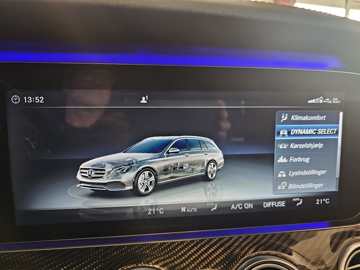 Billede af Mercedes-Benz E43 AMG T 3,0 V6 4Matic 9G-Tronic 401HK Stc Aut.