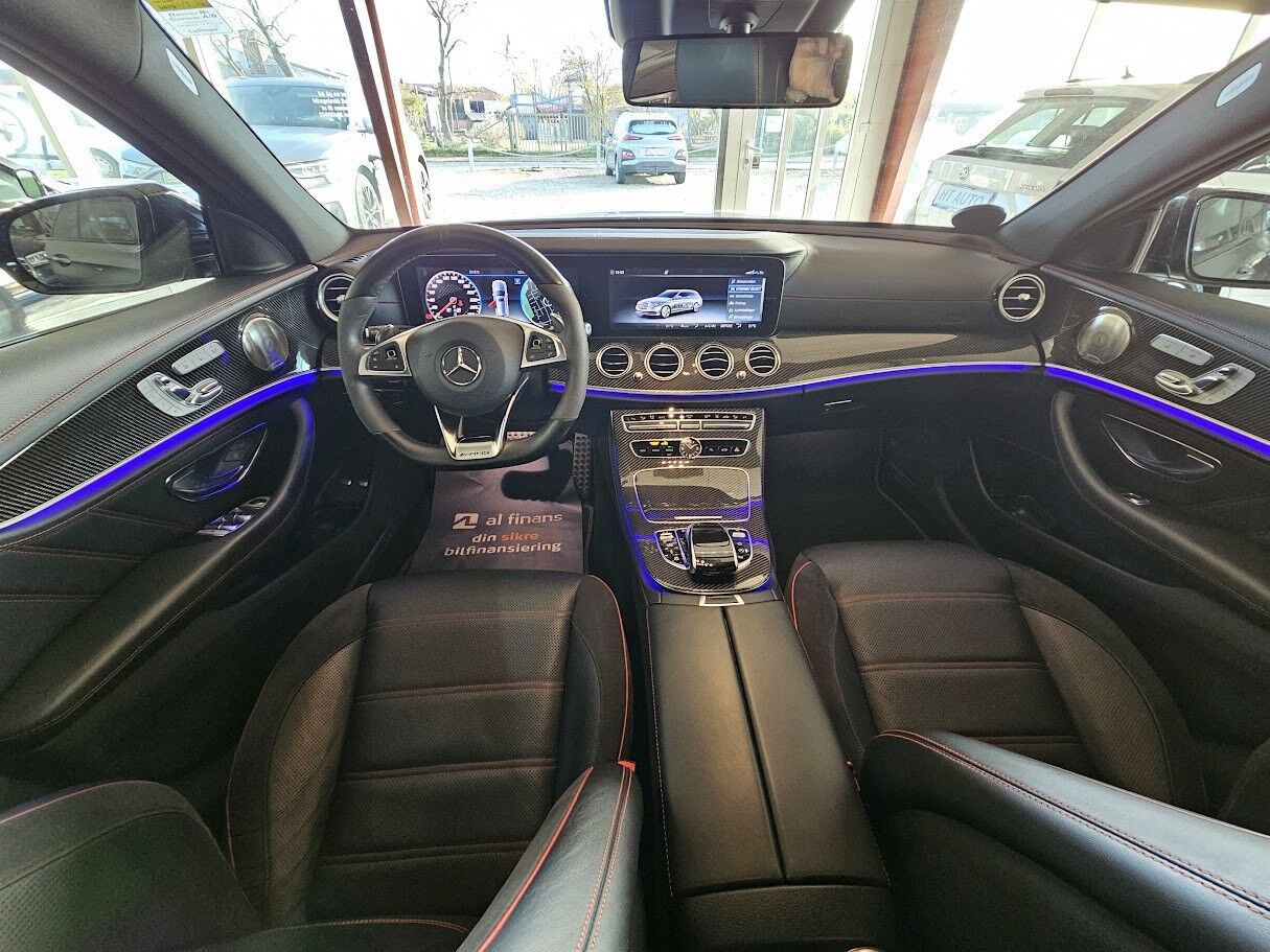 Billede af Mercedes-Benz E43 AMG T 3,0 V6 4Matic 9G-Tronic 401HK Stc Aut.