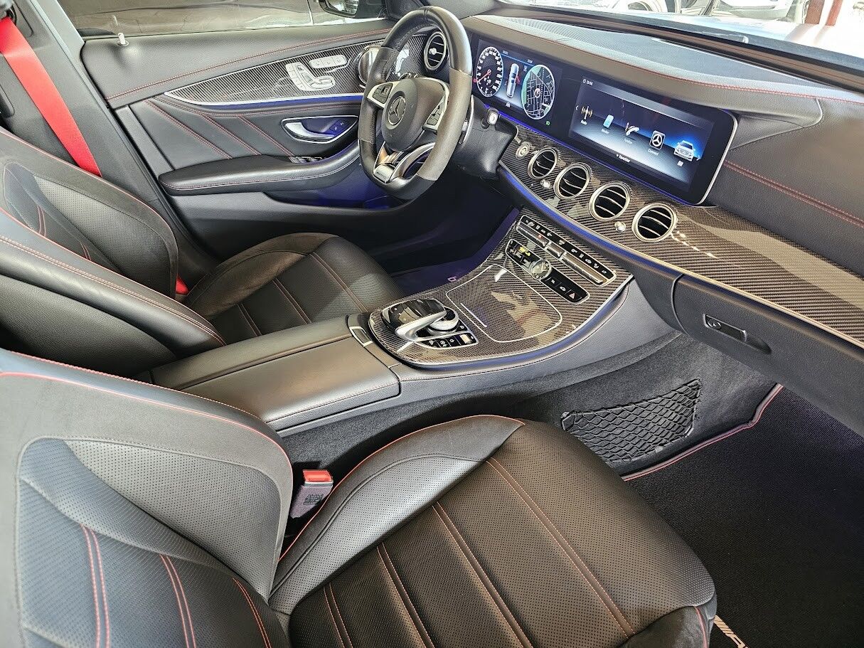 Billede af Mercedes-Benz E43 AMG T 3,0 V6 4Matic 9G-Tronic 401HK Stc Aut.