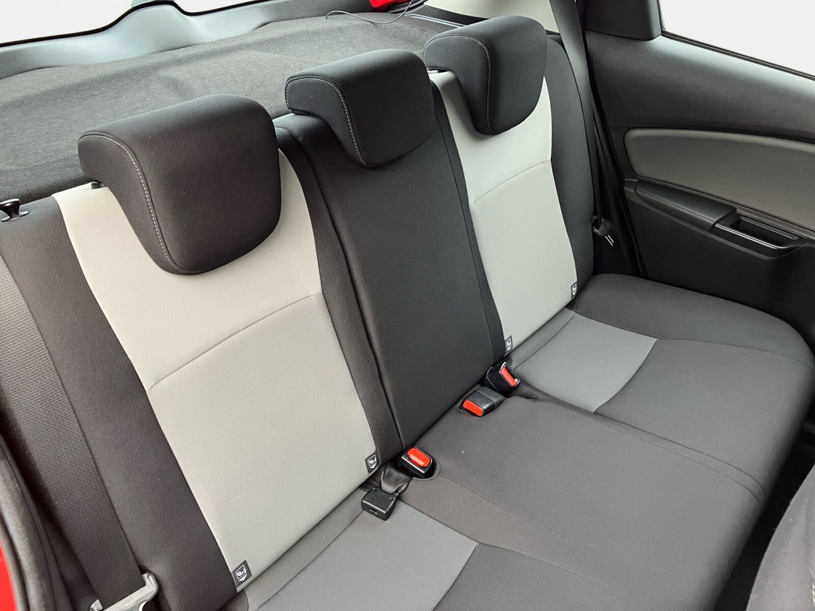 Billede af Toyota Yaris 1,5 Hybrid H2 E-CVT 100HK 5d Trinl. Gear