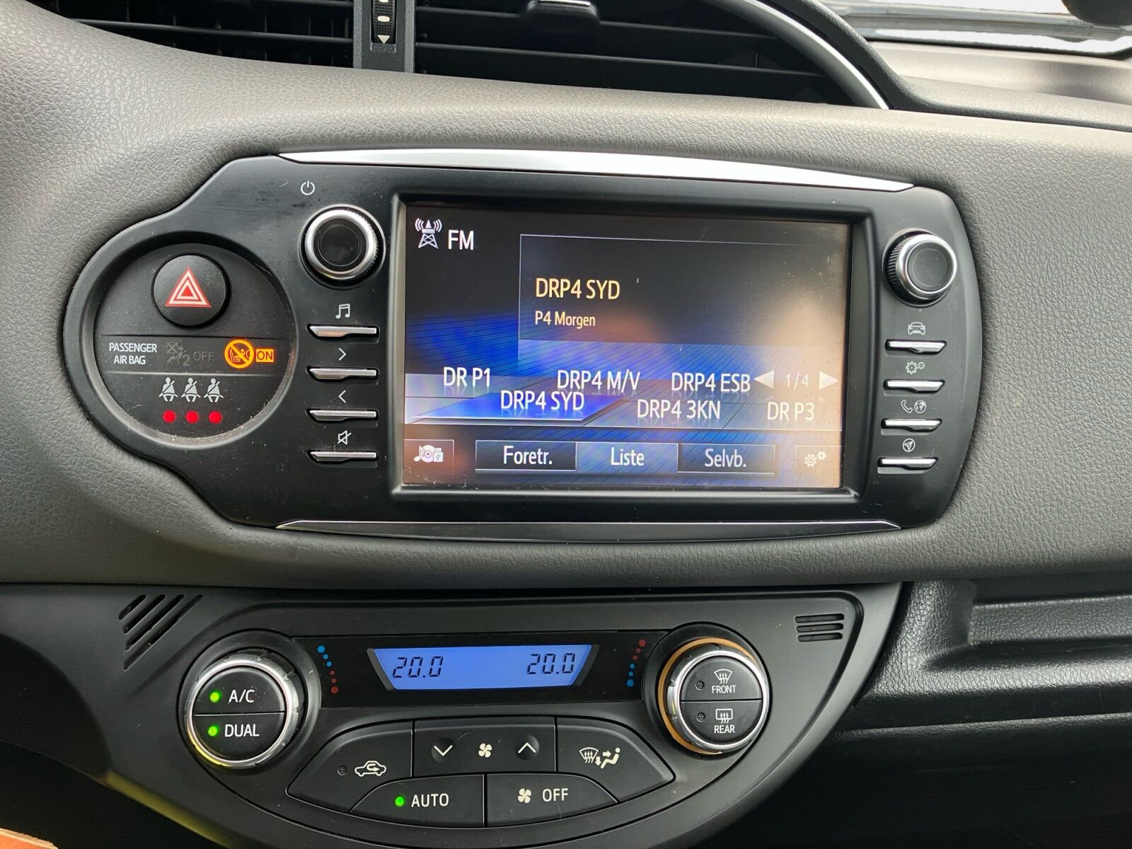 Billede af Toyota Yaris 1,5 Hybrid H2 E-CVT 100HK 5d Trinl. Gear