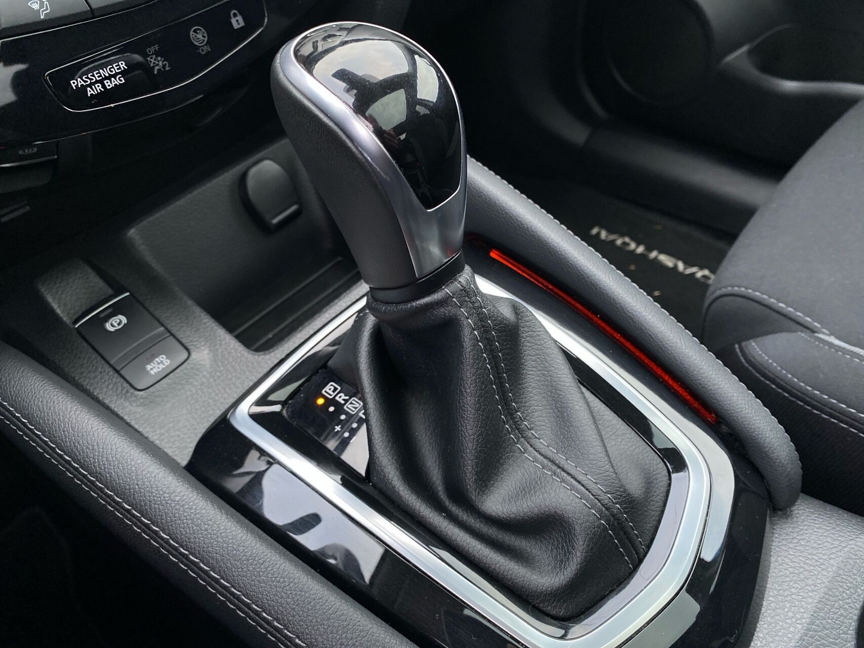 Billede af Nissan Qashqai 1,3 Dig-T N-Connecta DCT 160HK 5d 7g Aut.