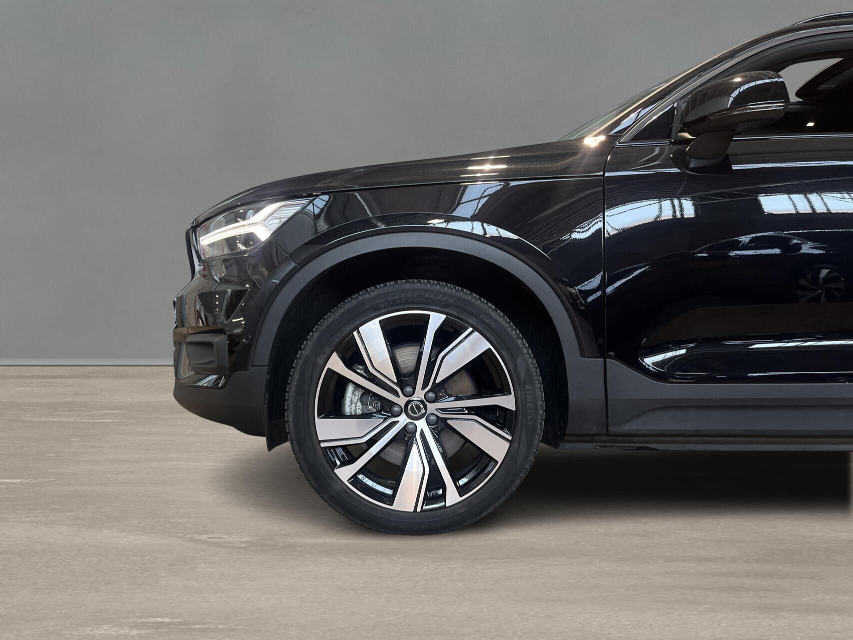 Billede af Volvo XC40 P6 Recharge Pro 231HK 5d Aut.