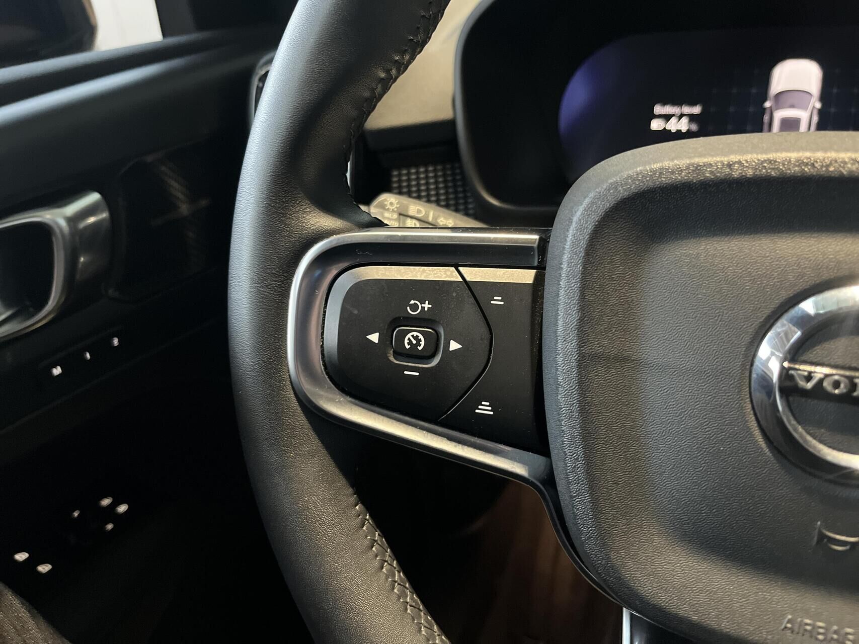 Billede af Volvo XC40 P6 Recharge Pro 231HK 5d Aut.