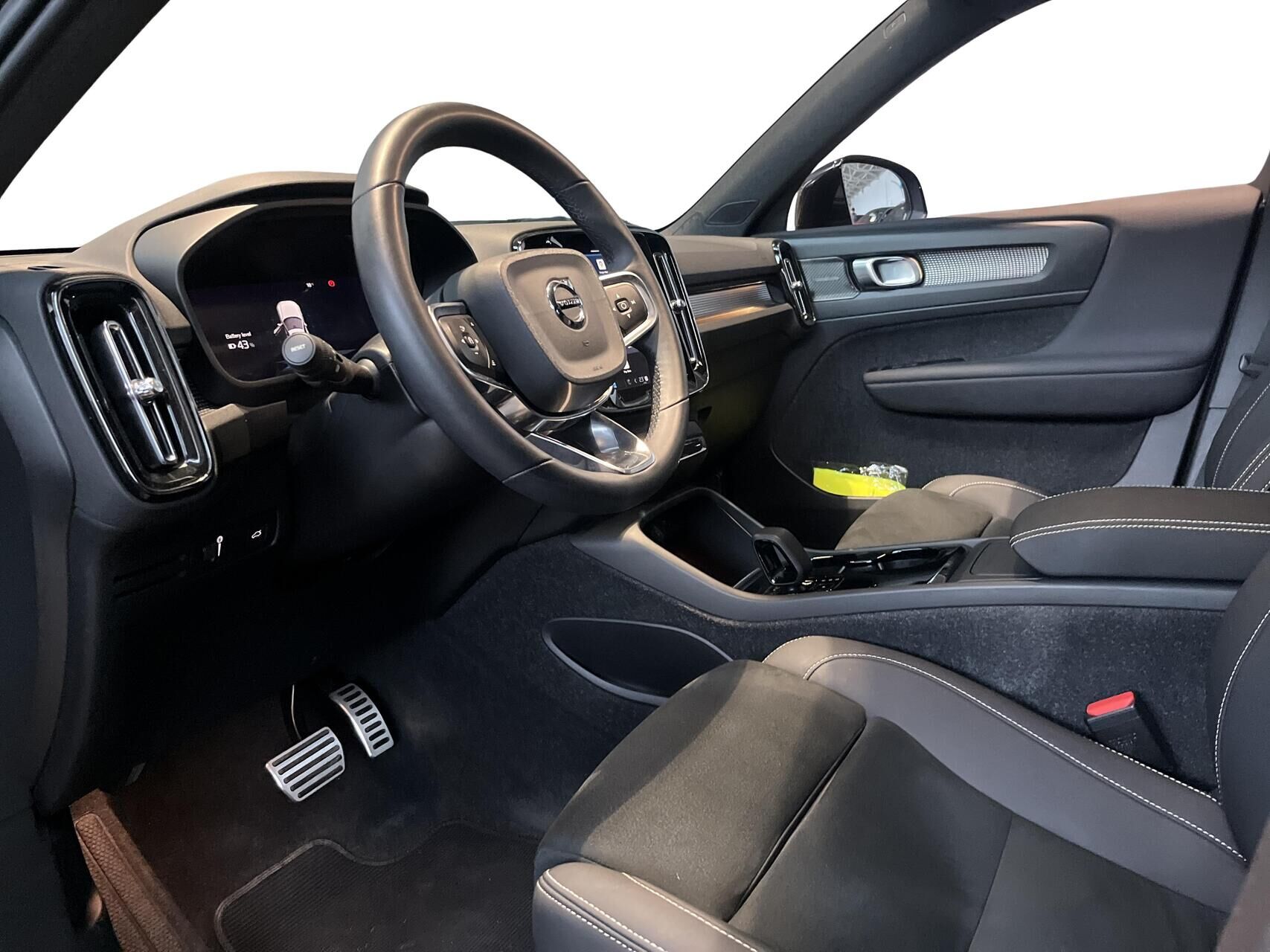 Billede af Volvo XC40 P6 Recharge Pro 231HK 5d Aut.