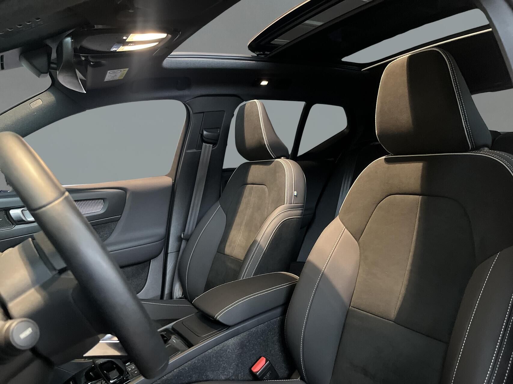 Billede af Volvo XC40 P6 Recharge Pro 231HK 5d Aut.