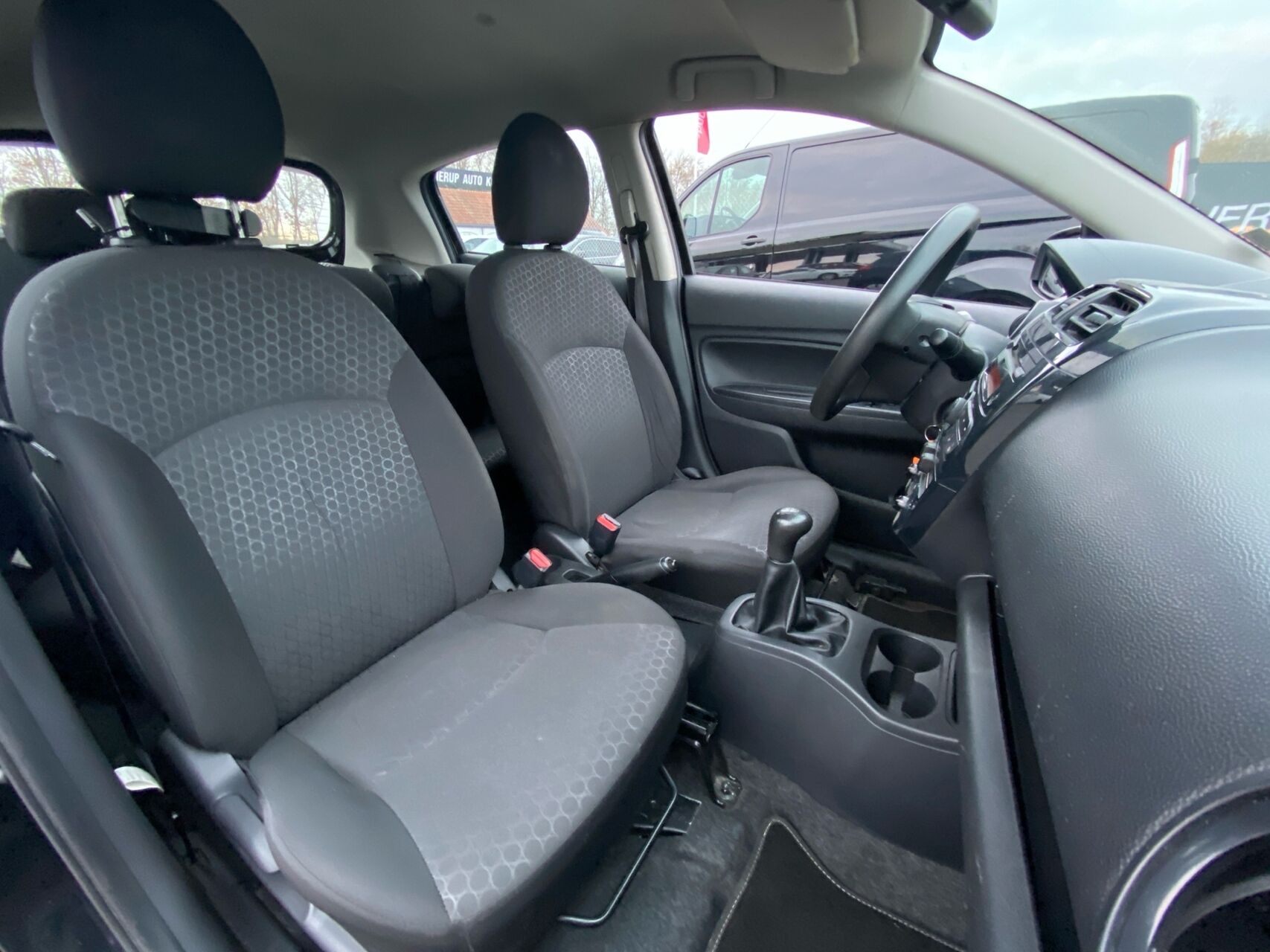 Billede af Mitsubishi Space Star 1,0 Inform 71HK 5d