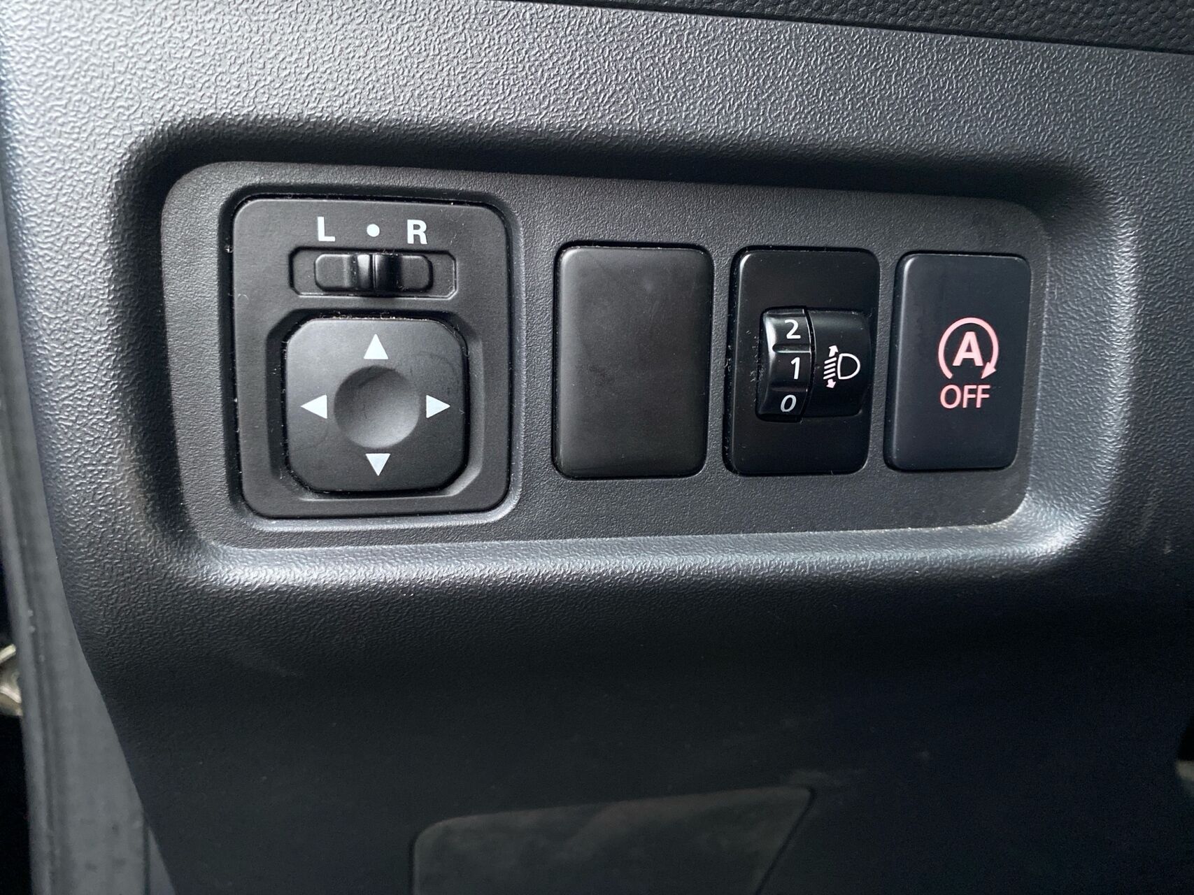 Billede af Mitsubishi Space Star 1,0 Inform 71HK 5d