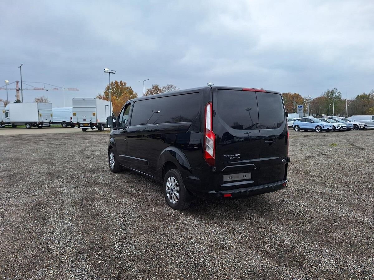 Billede af Ford Transit Custom 300 L2H1 2,0 TDCi Limited 170HK Van 6g Aut.