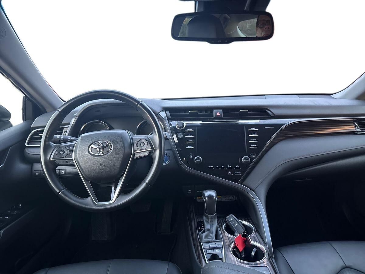 Billede af Toyota Camry 2,5 VVT-I  Hybrid H3 Executive 218HK Aut.