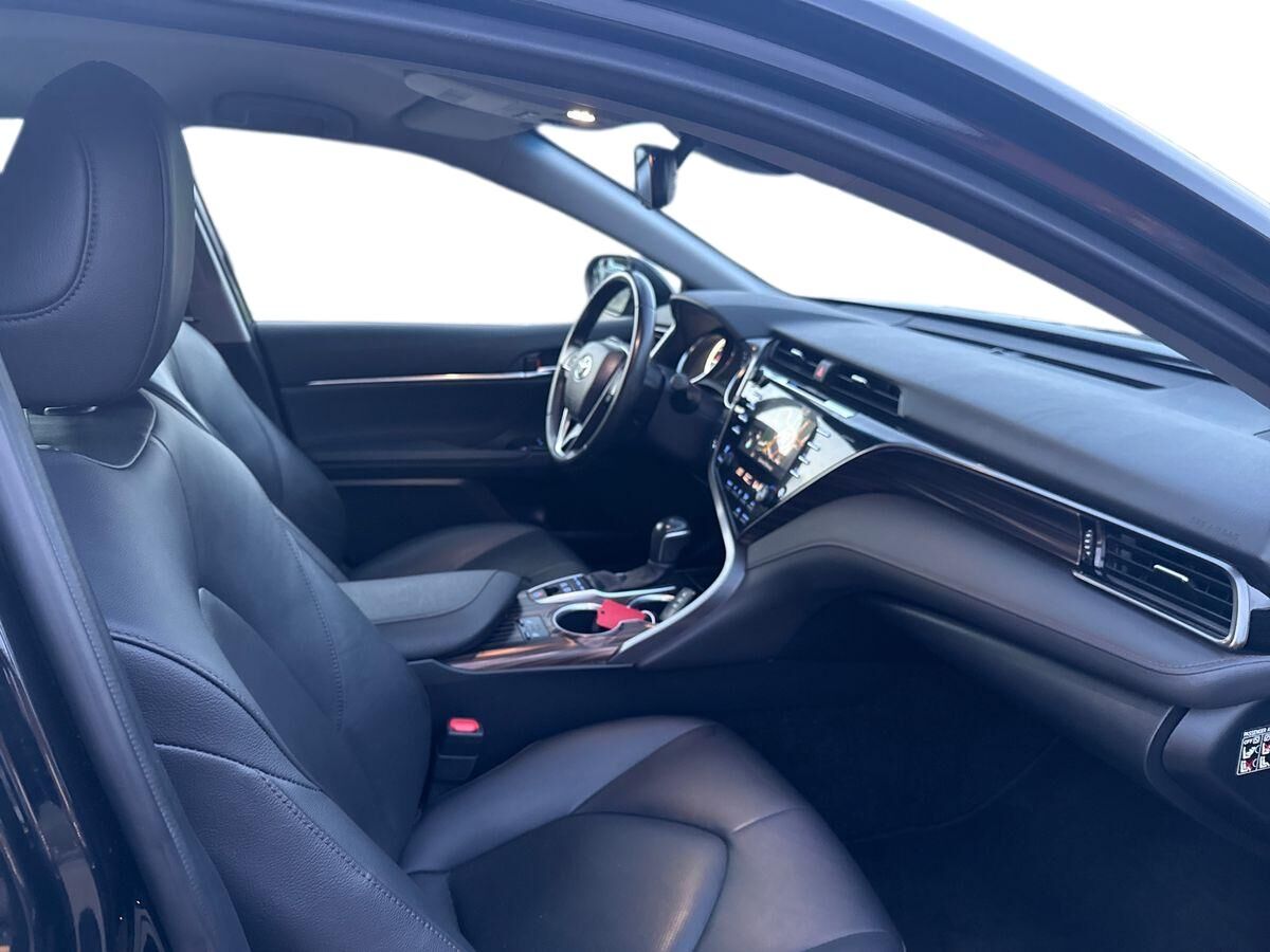 Billede af Toyota Camry 2,5 VVT-I  Hybrid H3 Executive 218HK Aut.