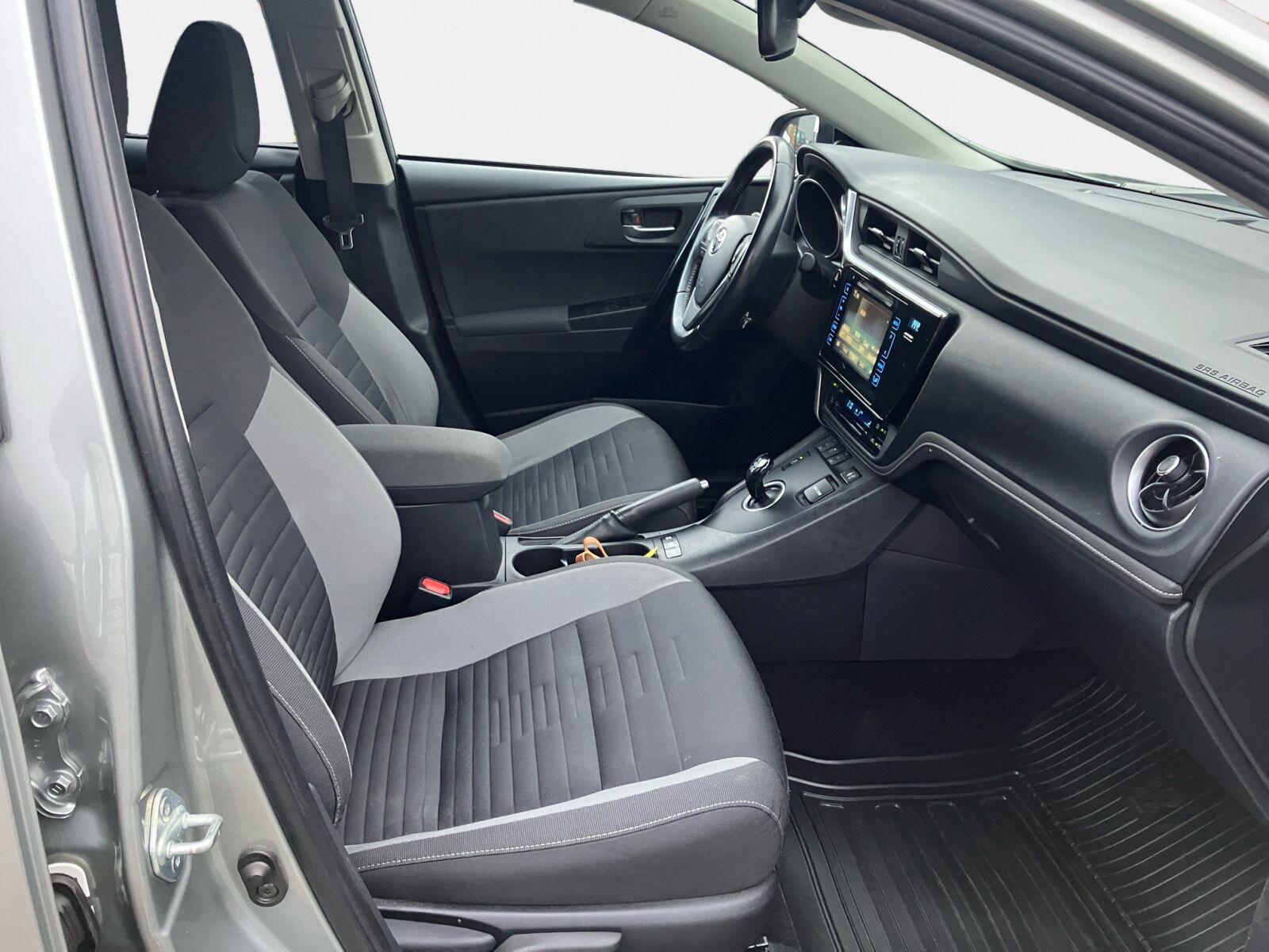 Billede af Toyota Auris 1,8 Hybrid H2 Comfort 136HK 5d Aut.