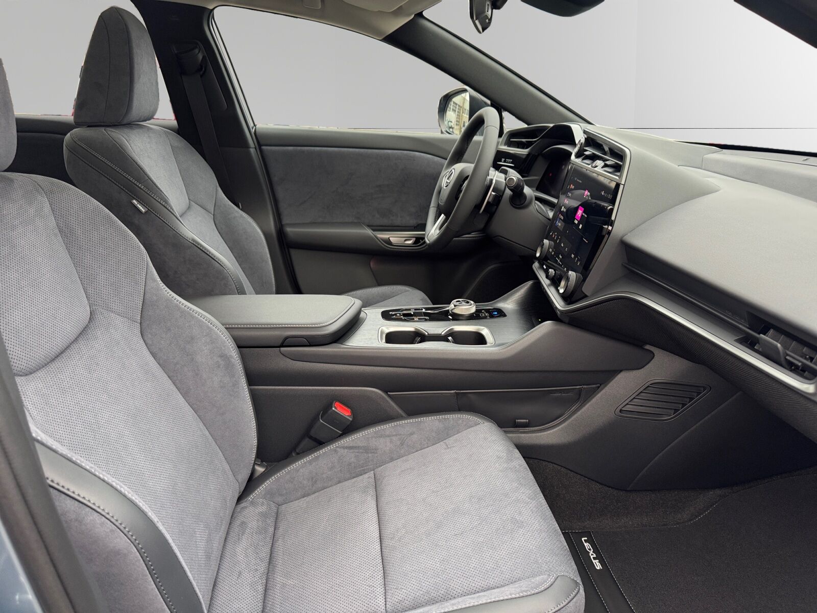 Billede af Lexus RZ 300e EL Luxury 204HK 4d Aut.