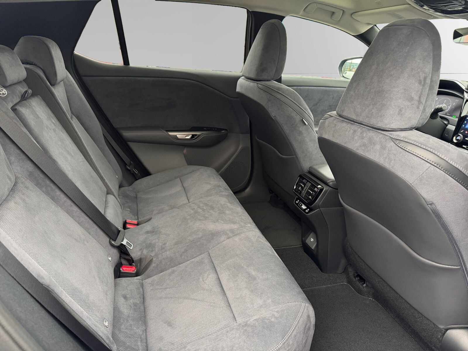 Billede af Lexus RZ 300e EL Luxury 204HK 4d Aut.