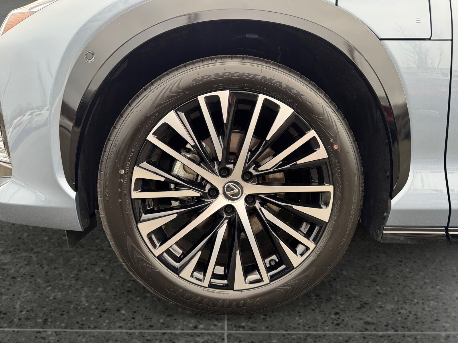 Billede af Lexus RZ 300e EL Luxury 204HK 4d Aut.