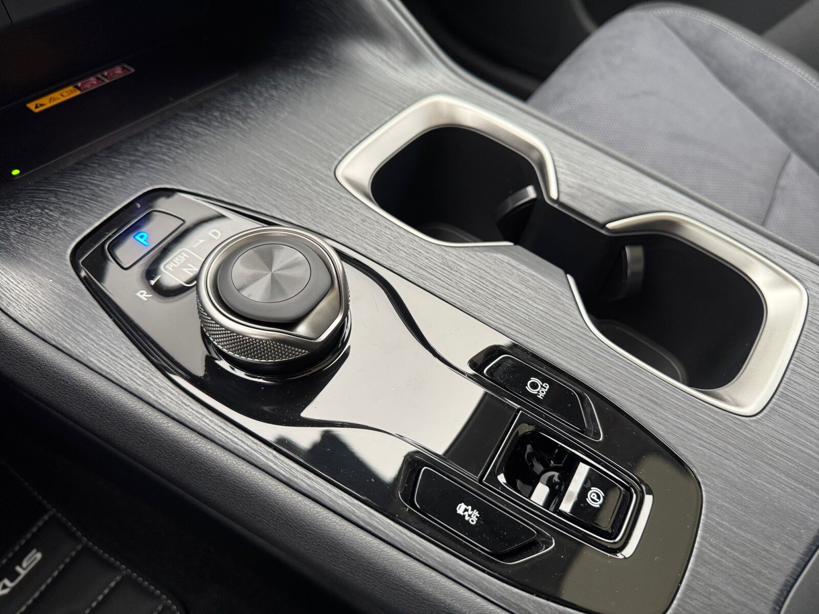 Billede af Lexus RZ 300e EL Luxury 204HK 4d Aut.