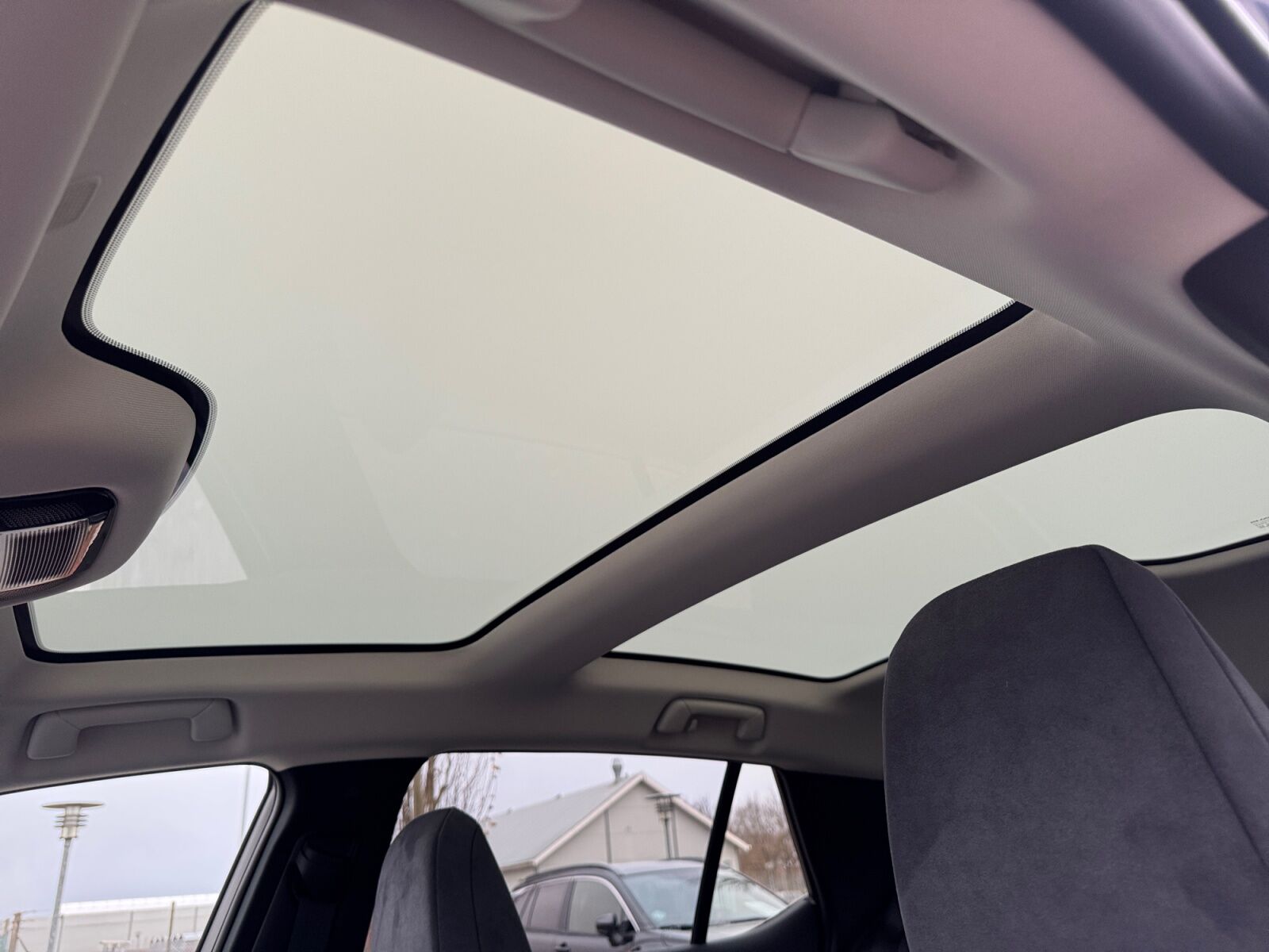 Billede af Lexus RZ 300e EL Luxury 204HK 4d Aut.