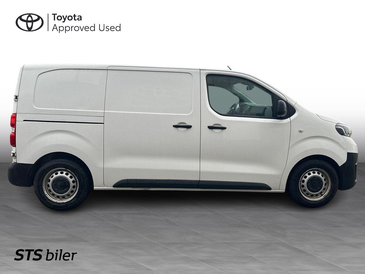 Billede af Toyota Proace Medium 1,6 D Comfort Skydedør, Dobb. bagdør u/ruder 115HK Van 6g