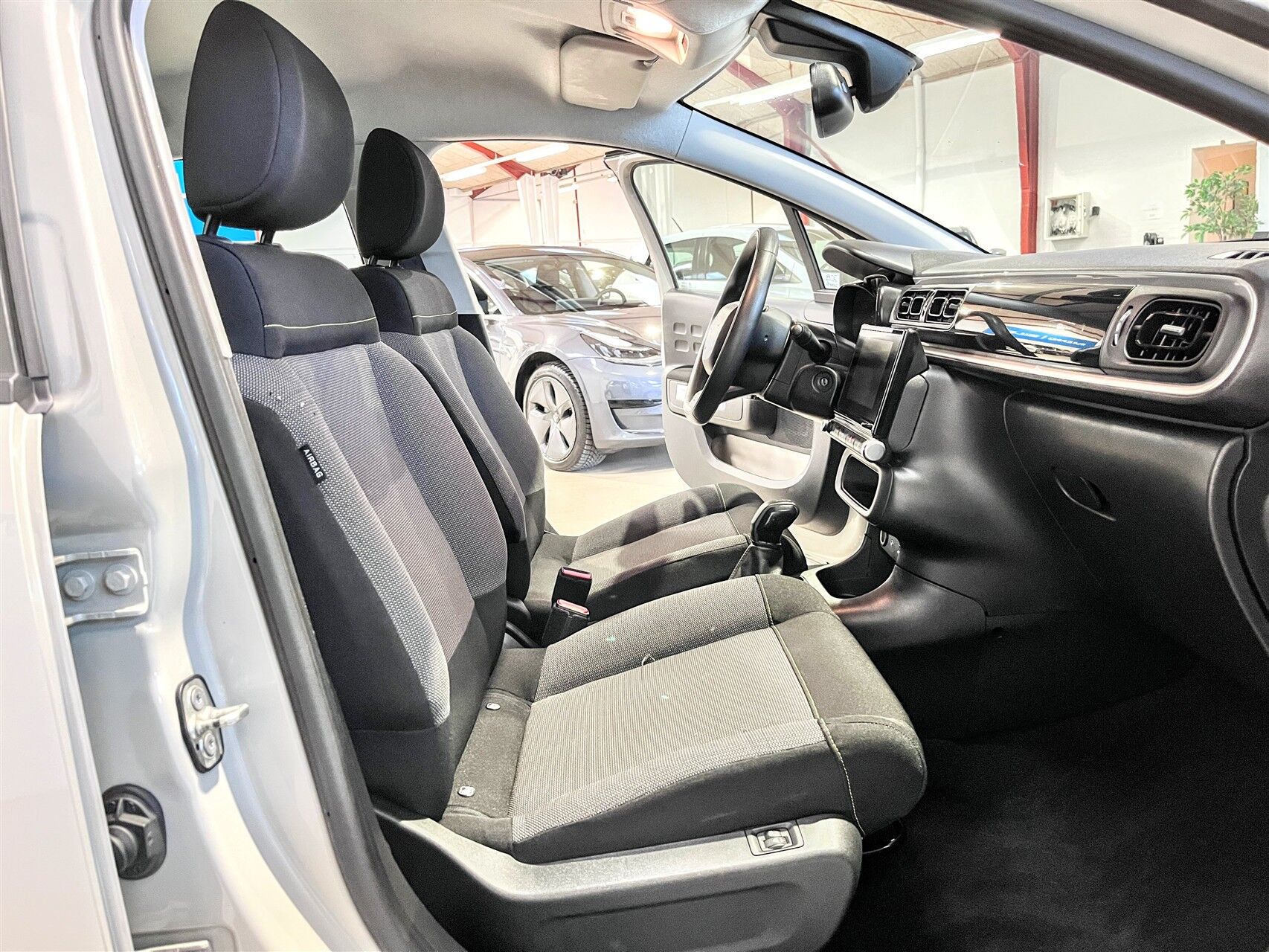 Billede af Citroën C3 1,2 PureTech Funky 82HK 5d