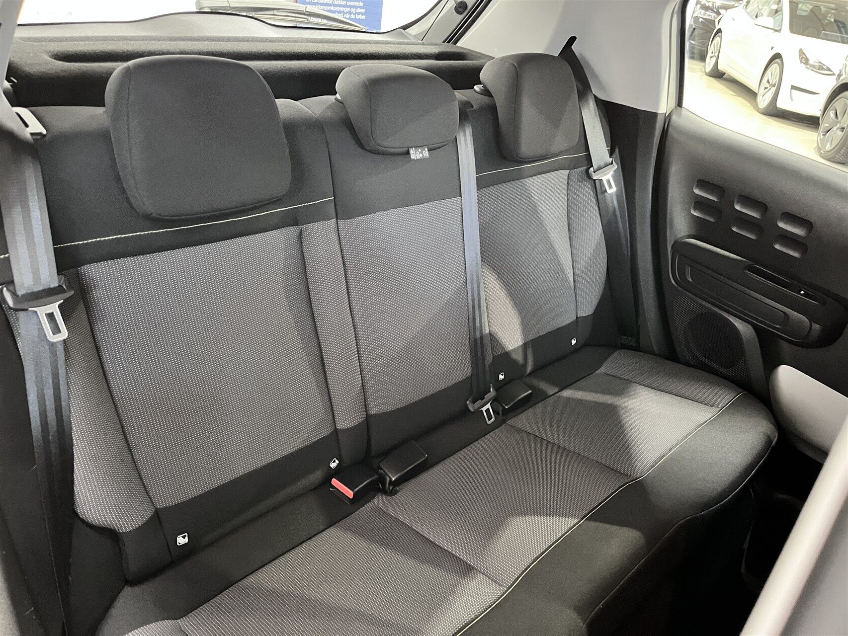 Billede af Citroën C3 1,2 PureTech Funky 82HK 5d