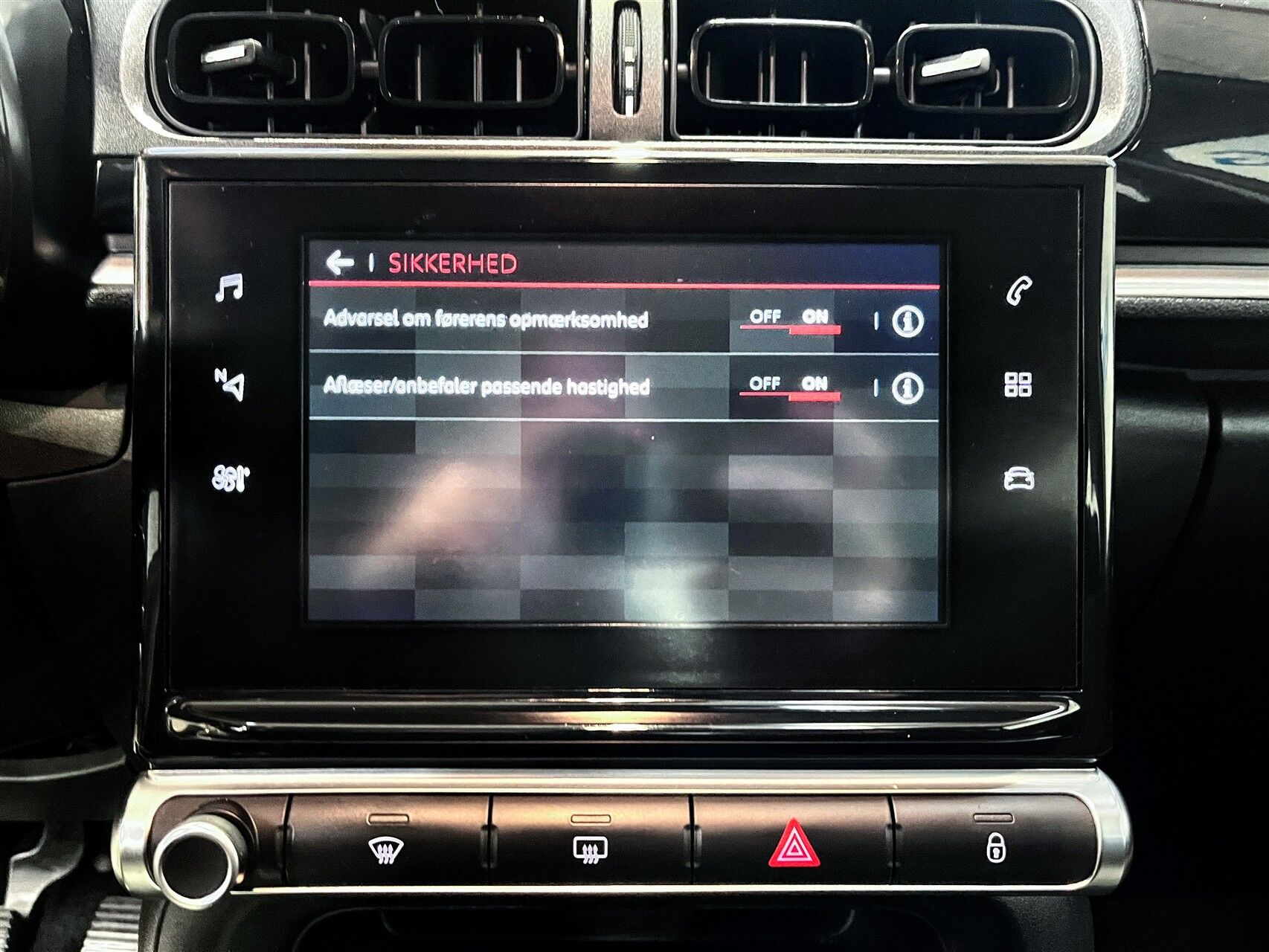 Billede af Citroën C3 1,2 PureTech Funky 82HK 5d