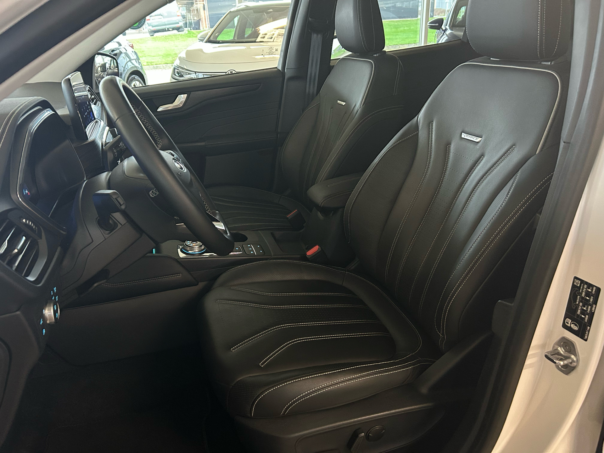 Billede af Ford Kuga 2,5 Plugin-hybrid Vignale CVT 225HK 5d Trinl. Gear