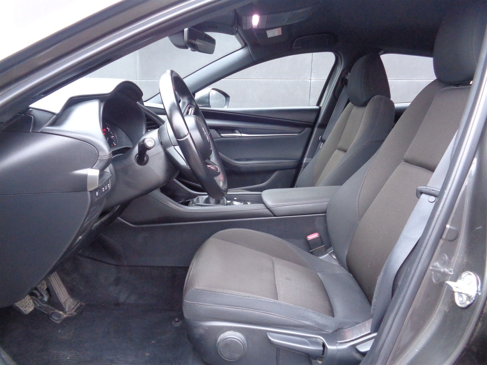 Billede af Mazda 3 2,0 Skyactiv-G  Mild hybrid Sense 122HK 5d 6g