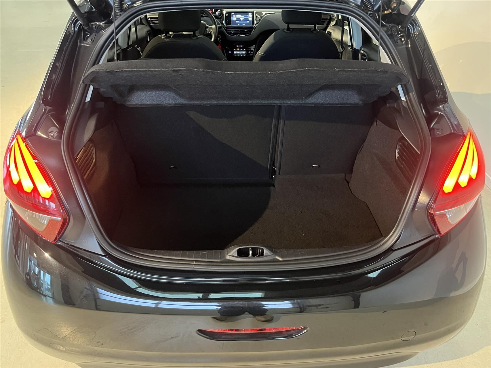 Billede af Peugeot 208 1,2 VTi Chili Sky 82HK 5d