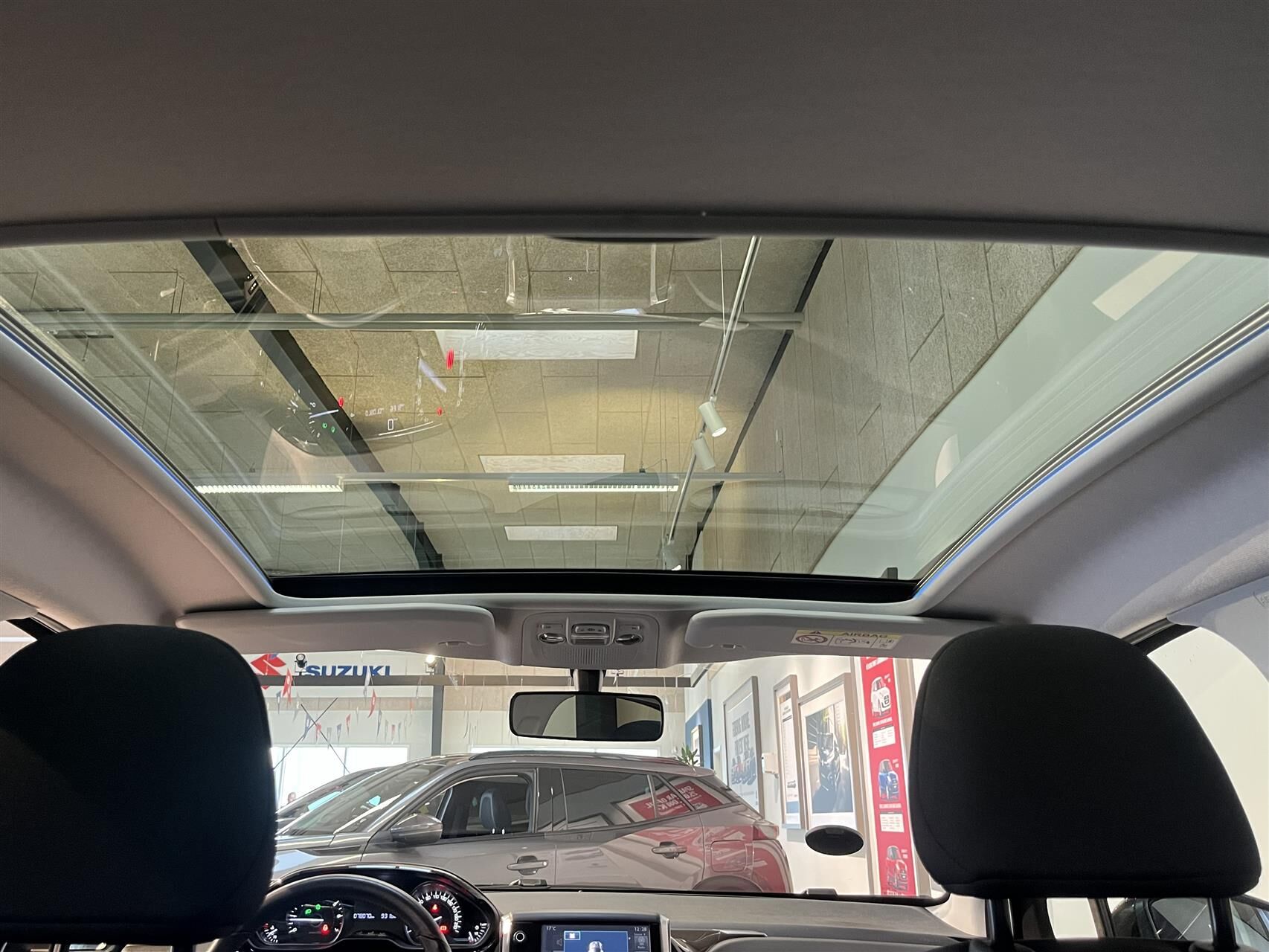 Billede af Peugeot 208 1,2 VTi Chili Sky 82HK 5d