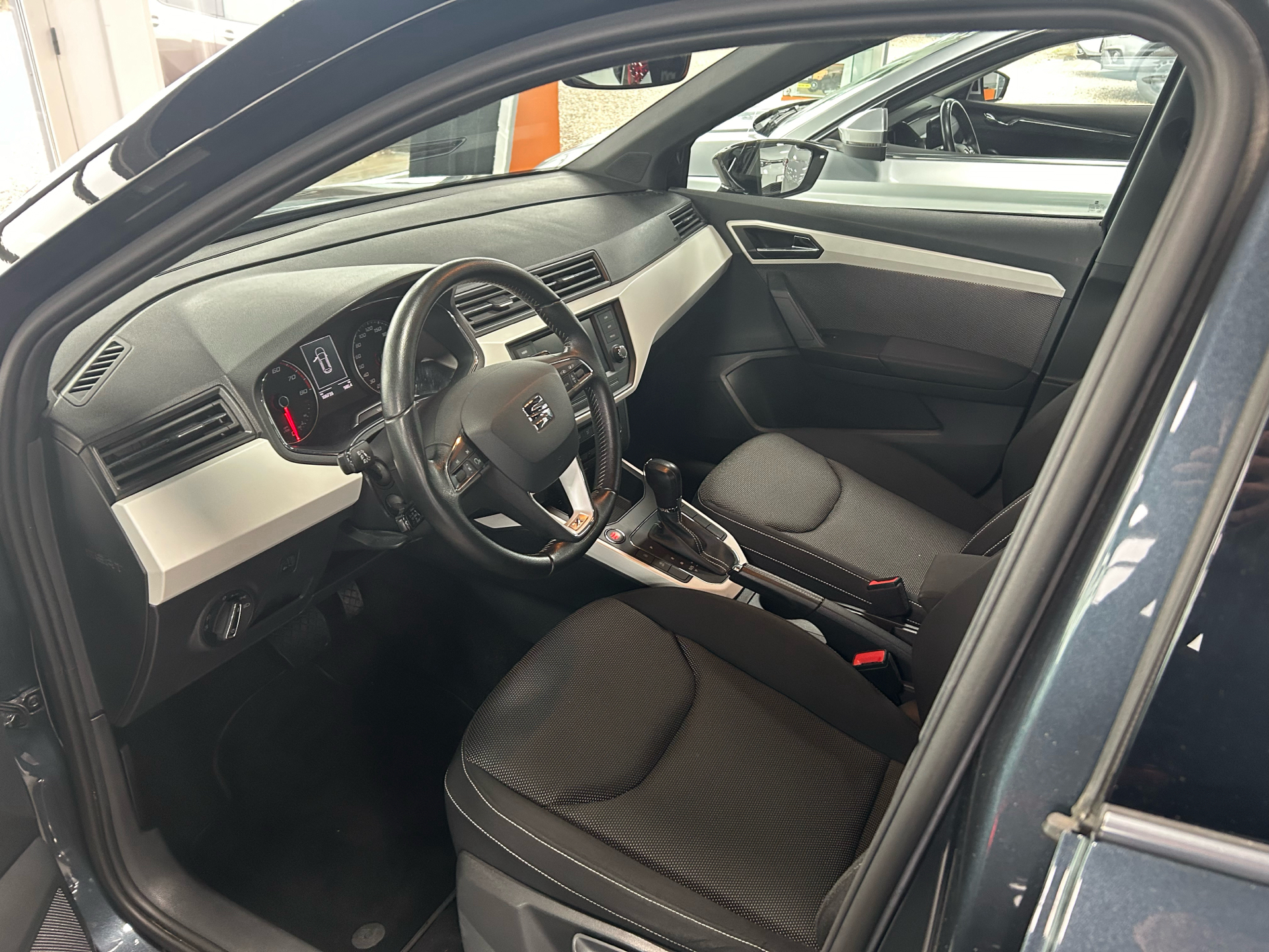 Billede af Seat Arona 1,0 TSI Xcellence Start/Stop DSG 115HK 5d 7g Aut.