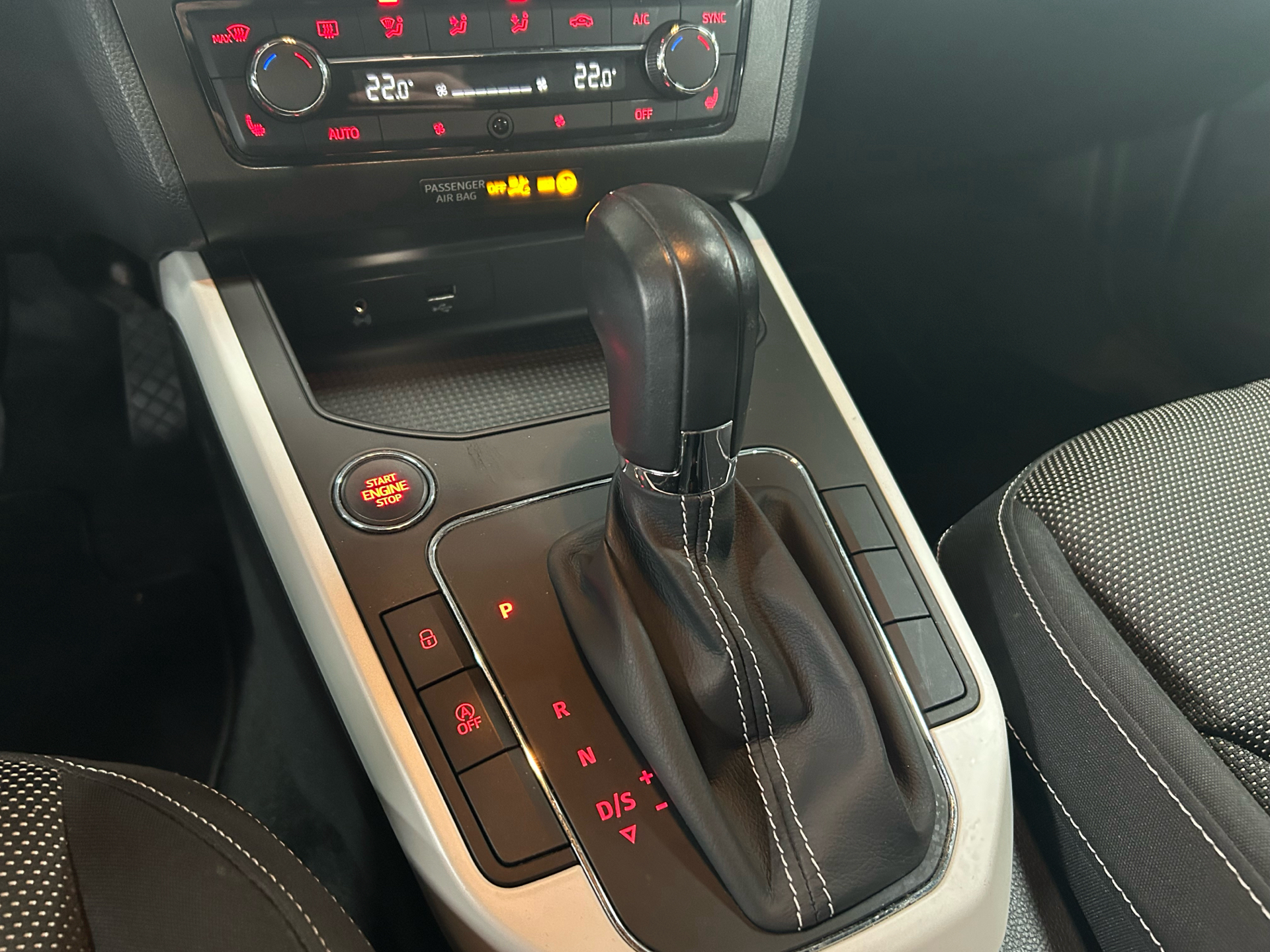 Billede af Seat Arona 1,0 TSI Xcellence Start/Stop DSG 115HK 5d 7g Aut.