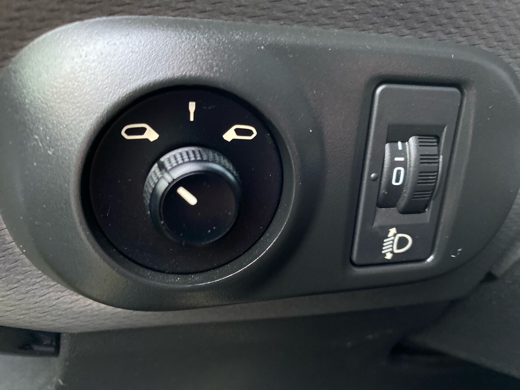 Billede af Citroën C4 Cactus 1,6 e-HDi Shine ETG6 92HK 5d 6g Aut.