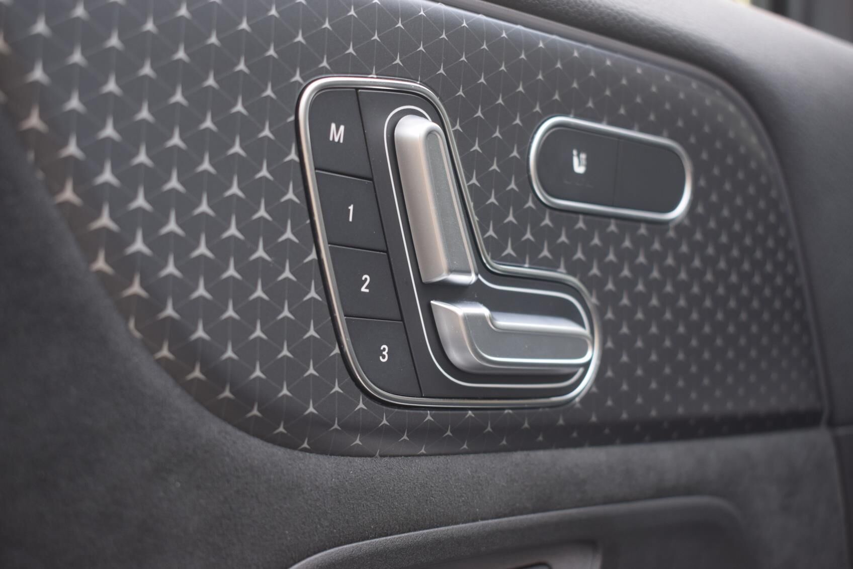 Billede af Mercedes-Benz EQA 250+ EL AMG Premium 190HK 5d Aut.